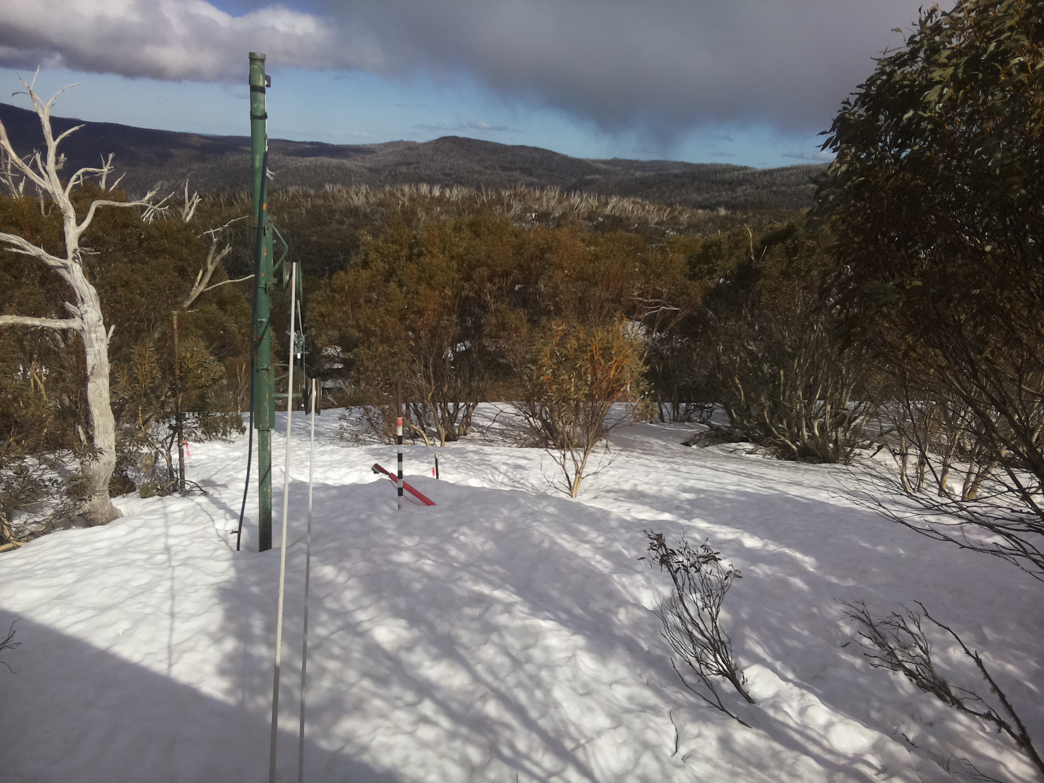 Bogong Web Cam 3:00pm Sunday 14th of September 2025