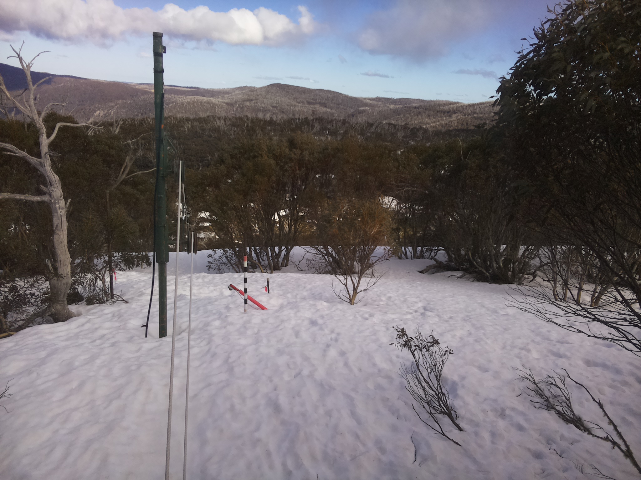 Bogong Web Cam 3:10pm Sunday 14th of September 2025