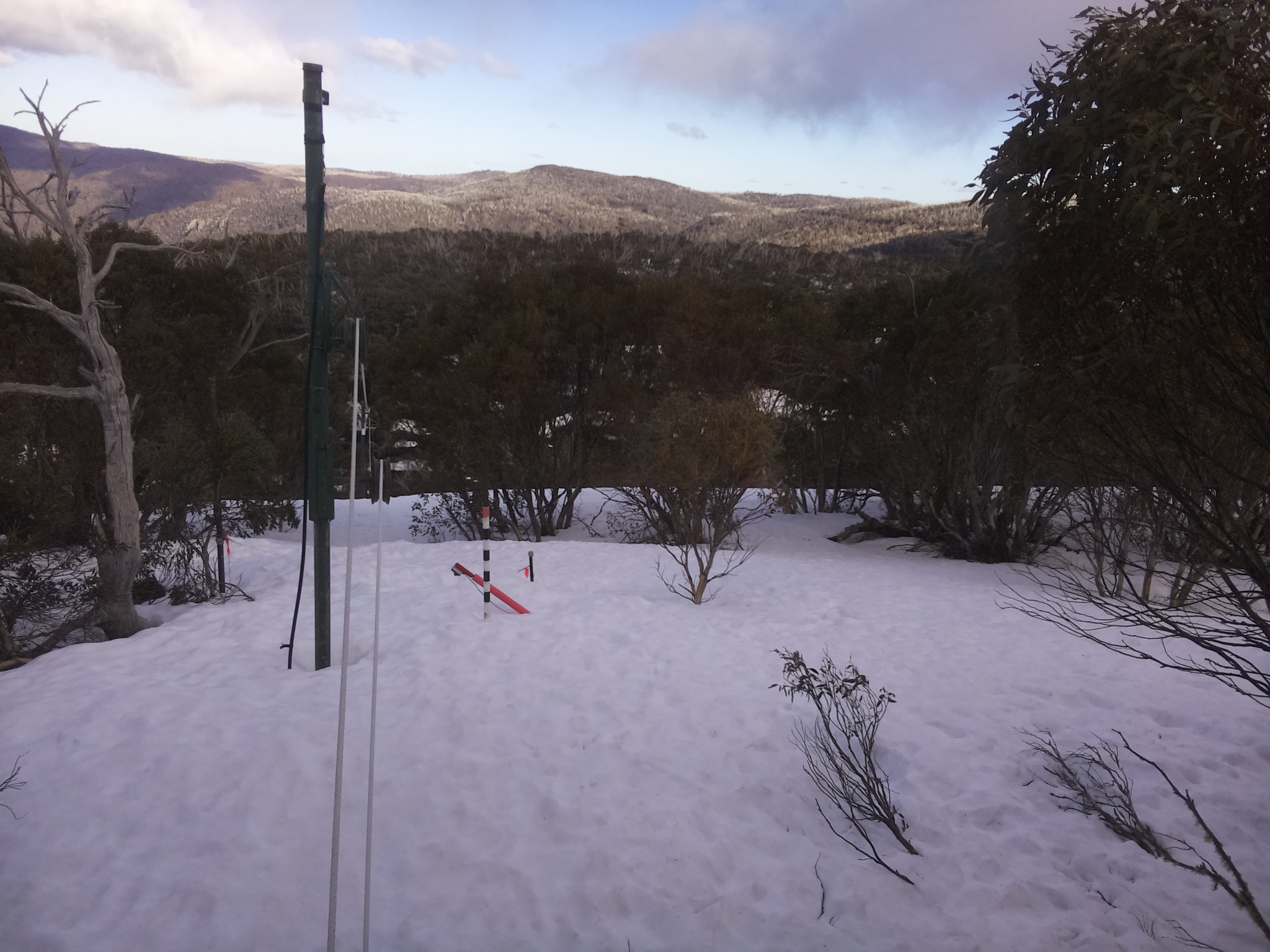Bogong Web Cam 3:40pm Sunday 14th of September 2025