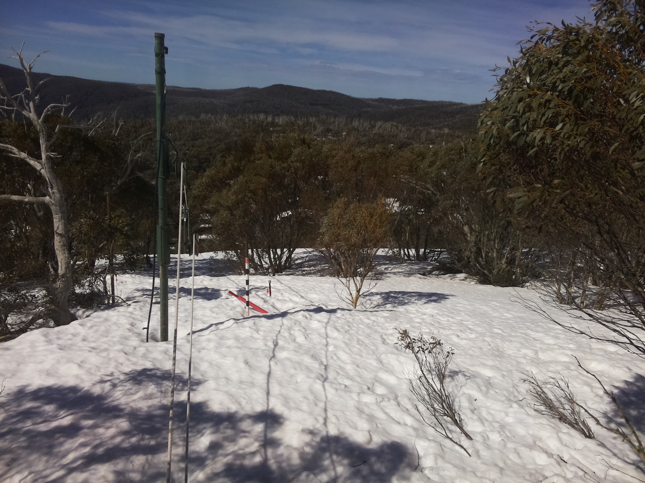 Bogong Web Cam 10:30am Monday 15th of September 2025
