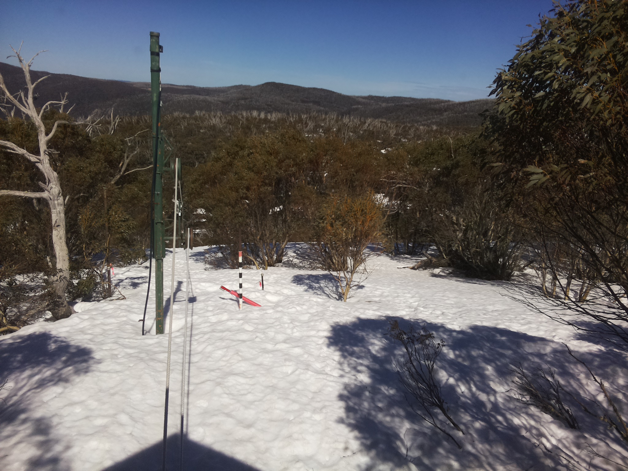Bogong Web Cam 1:30pm Monday 15th of September 2025
