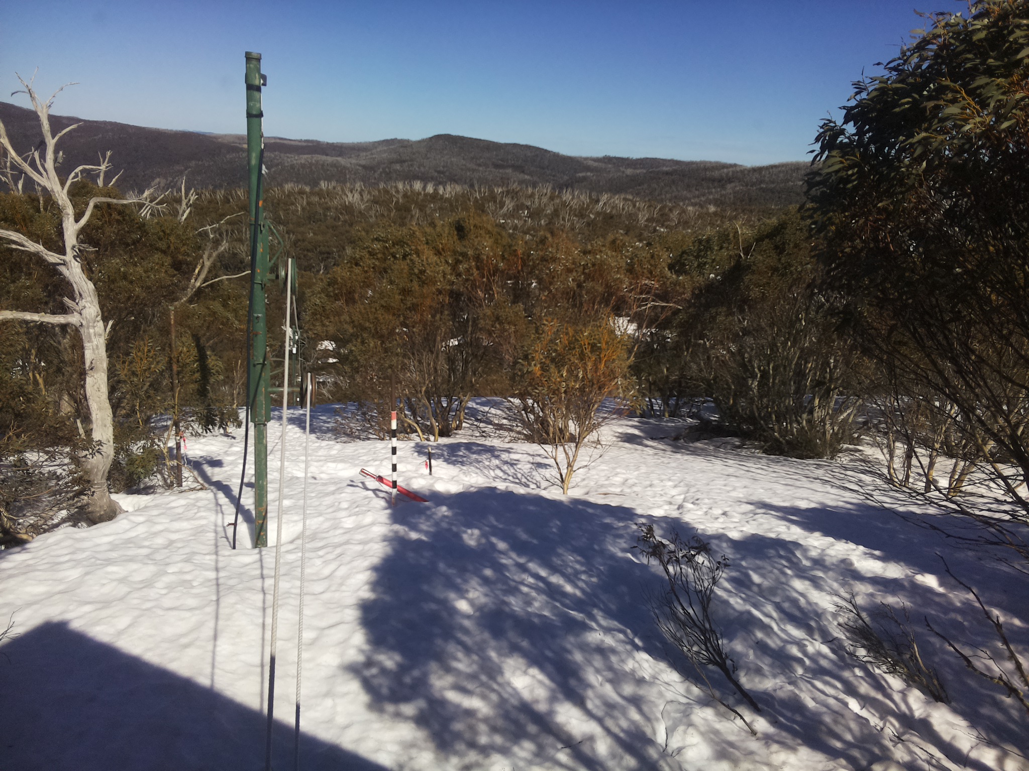 Bogong Web Cam 2:30pm Monday 15th of September 2025