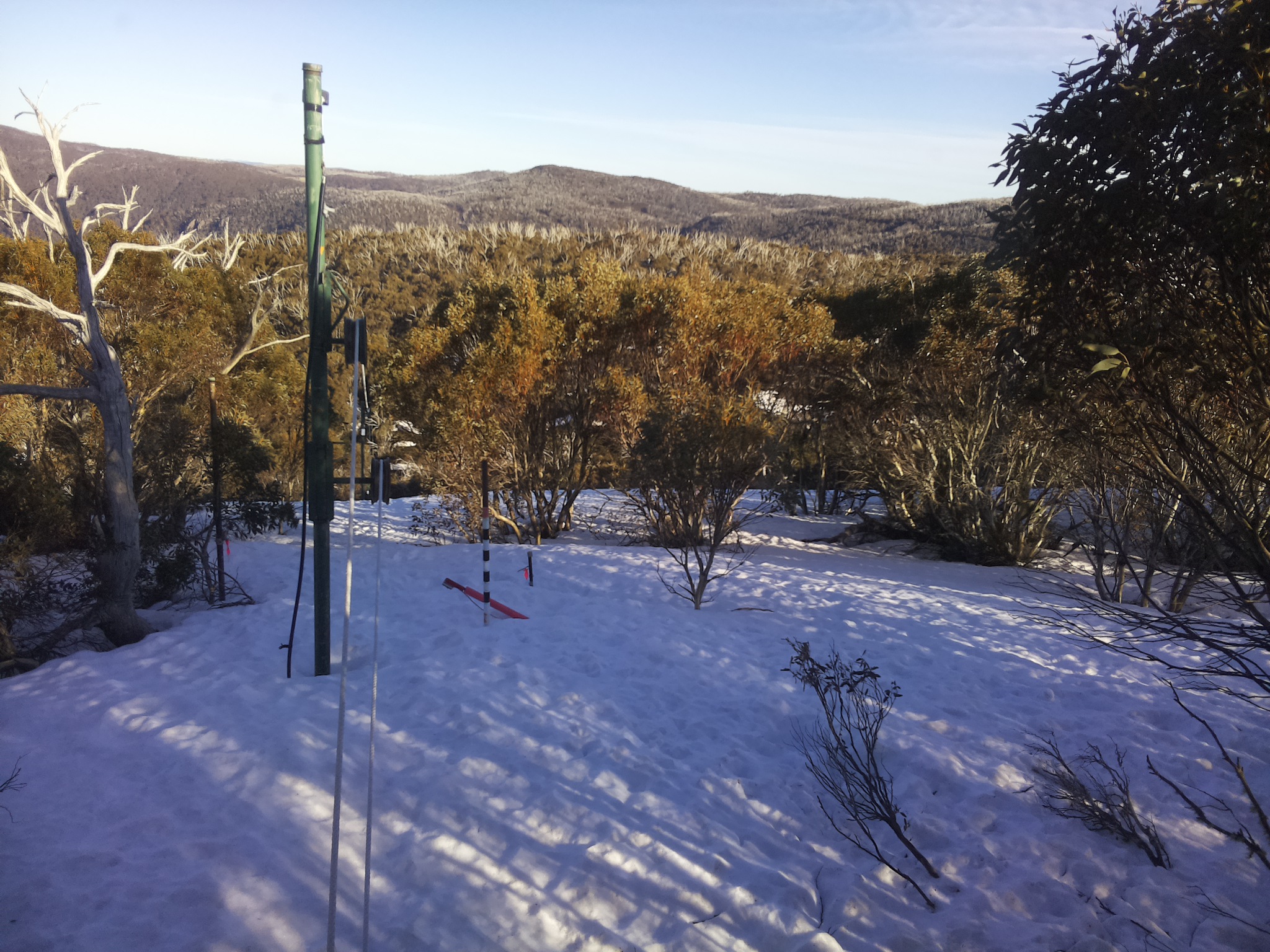 Bogong Web Cam 4:30pm Monday 15th of September 2025