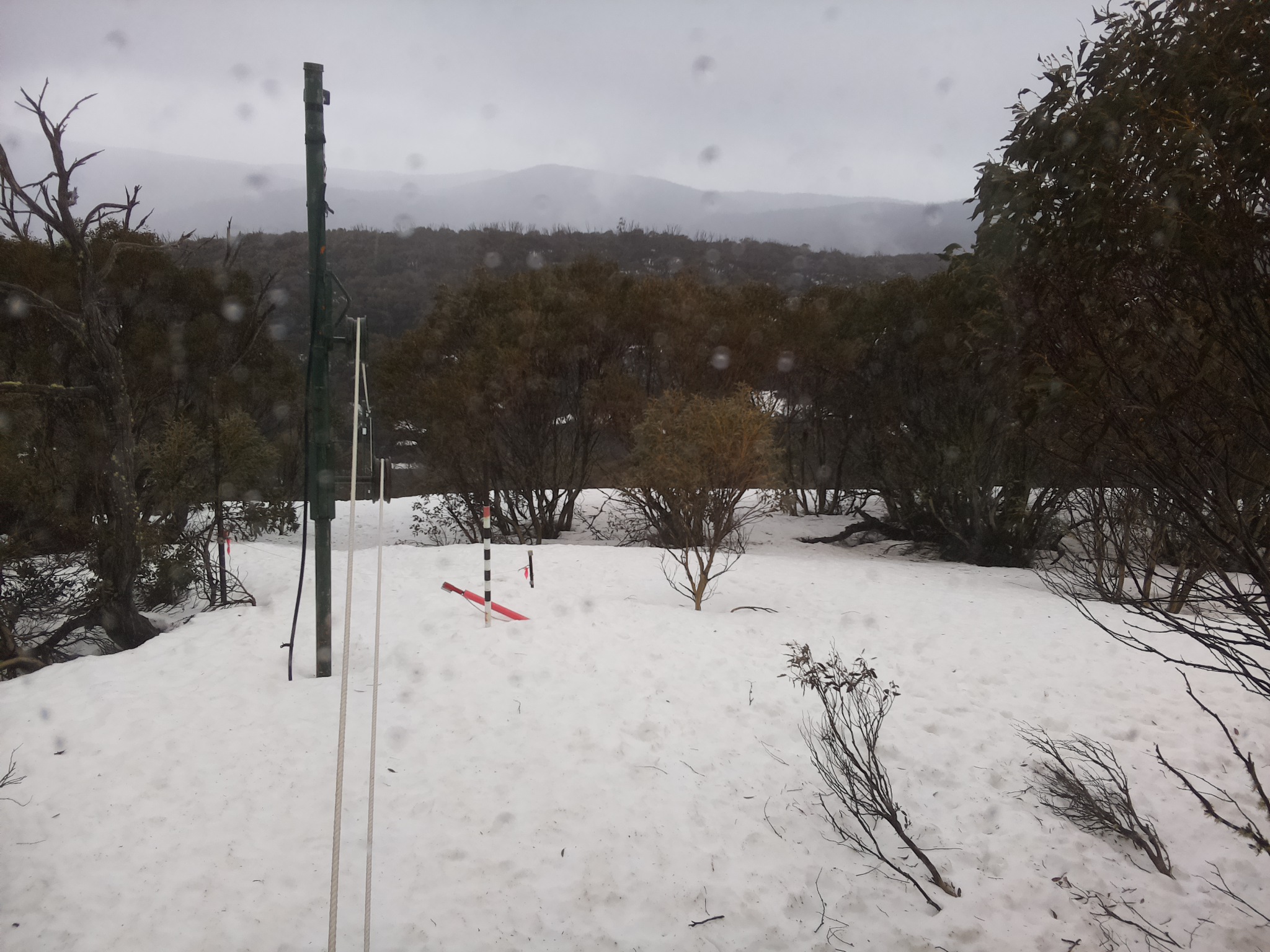 Bogong Web Cam 9:00am Tuesday 16th of September 2025
