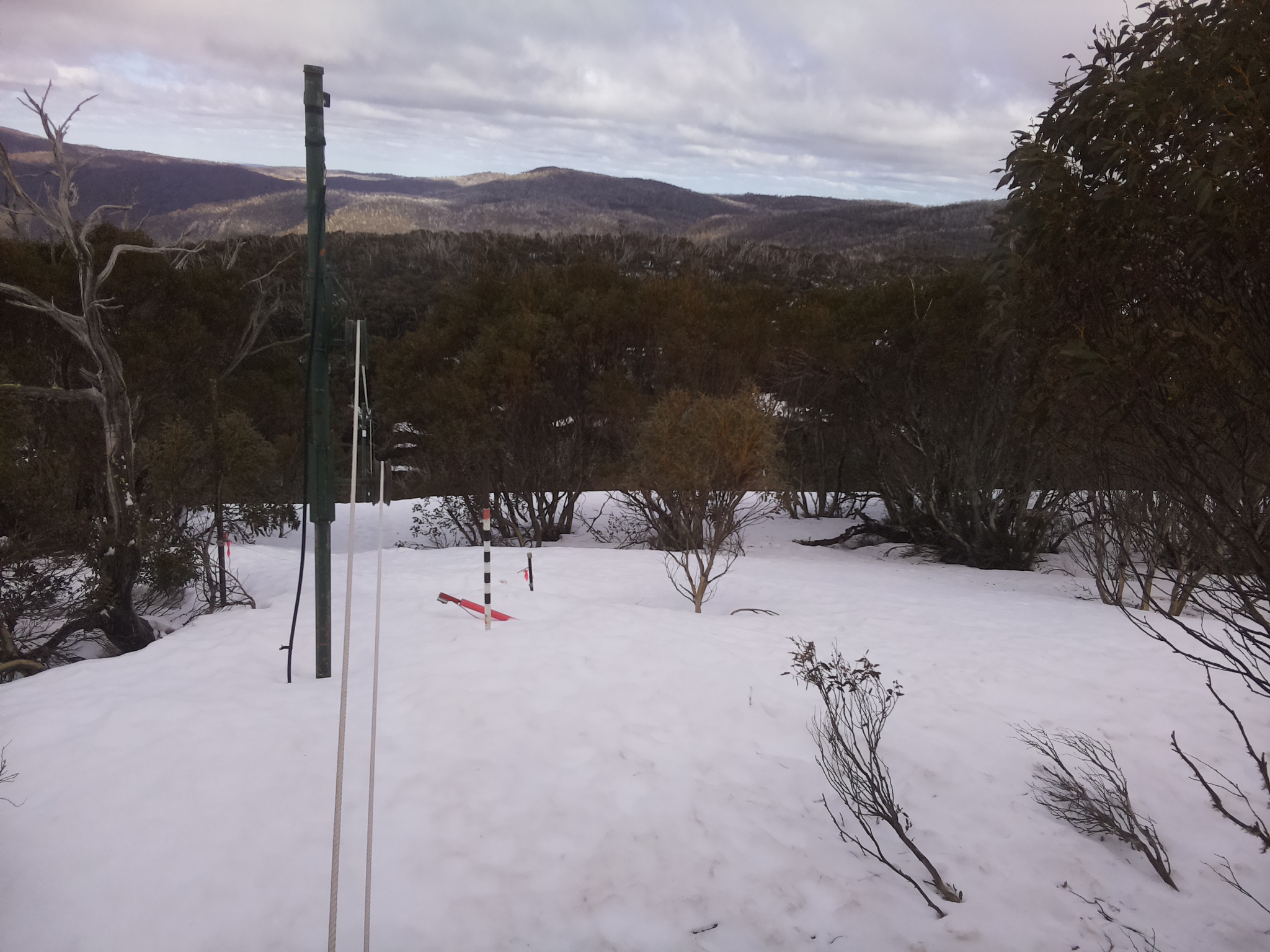 Bogong Web Cam 2:00pm Wednesday 17th of September 2025