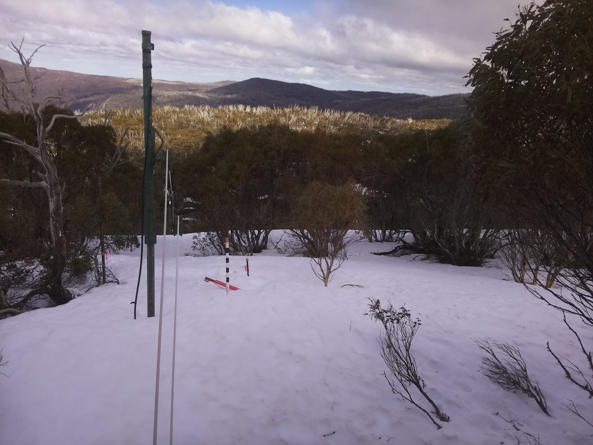 Bogong Web Cam 2:20pm Wednesday 17th of September 2025