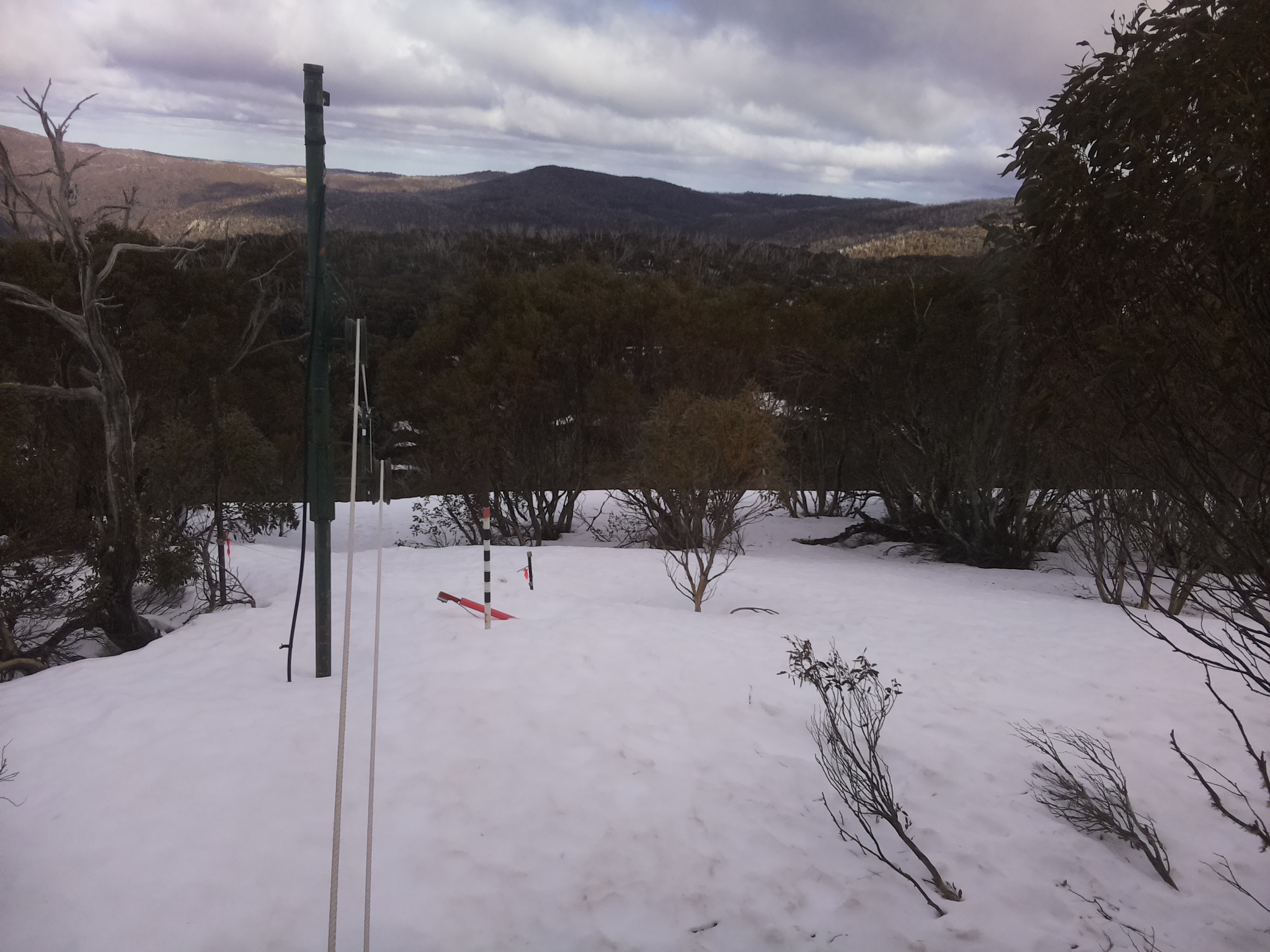Bogong Web Cam 3:10pm Wednesday 17th of September 2025