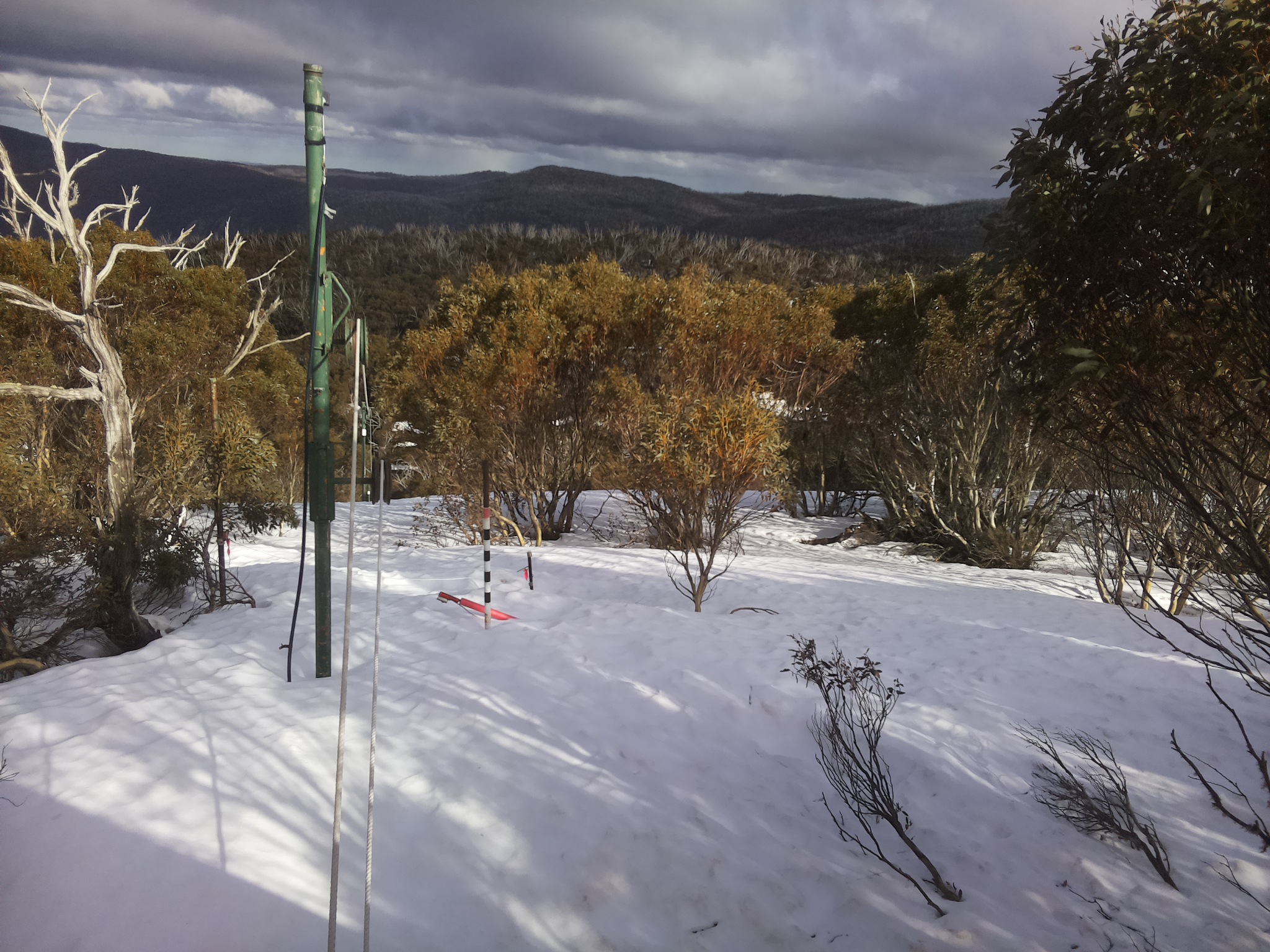 Bogong Web Cam 3:50pm Wednesday 17th of September 2025