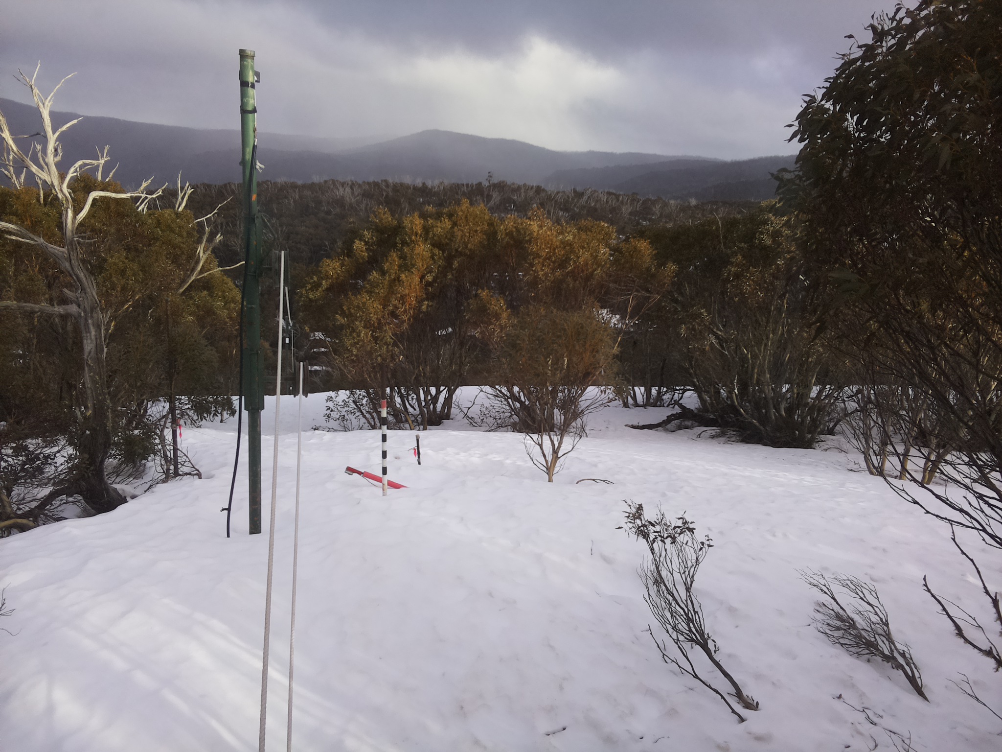 Bogong Web Cam 4:50pm Wednesday 17th of September 2025