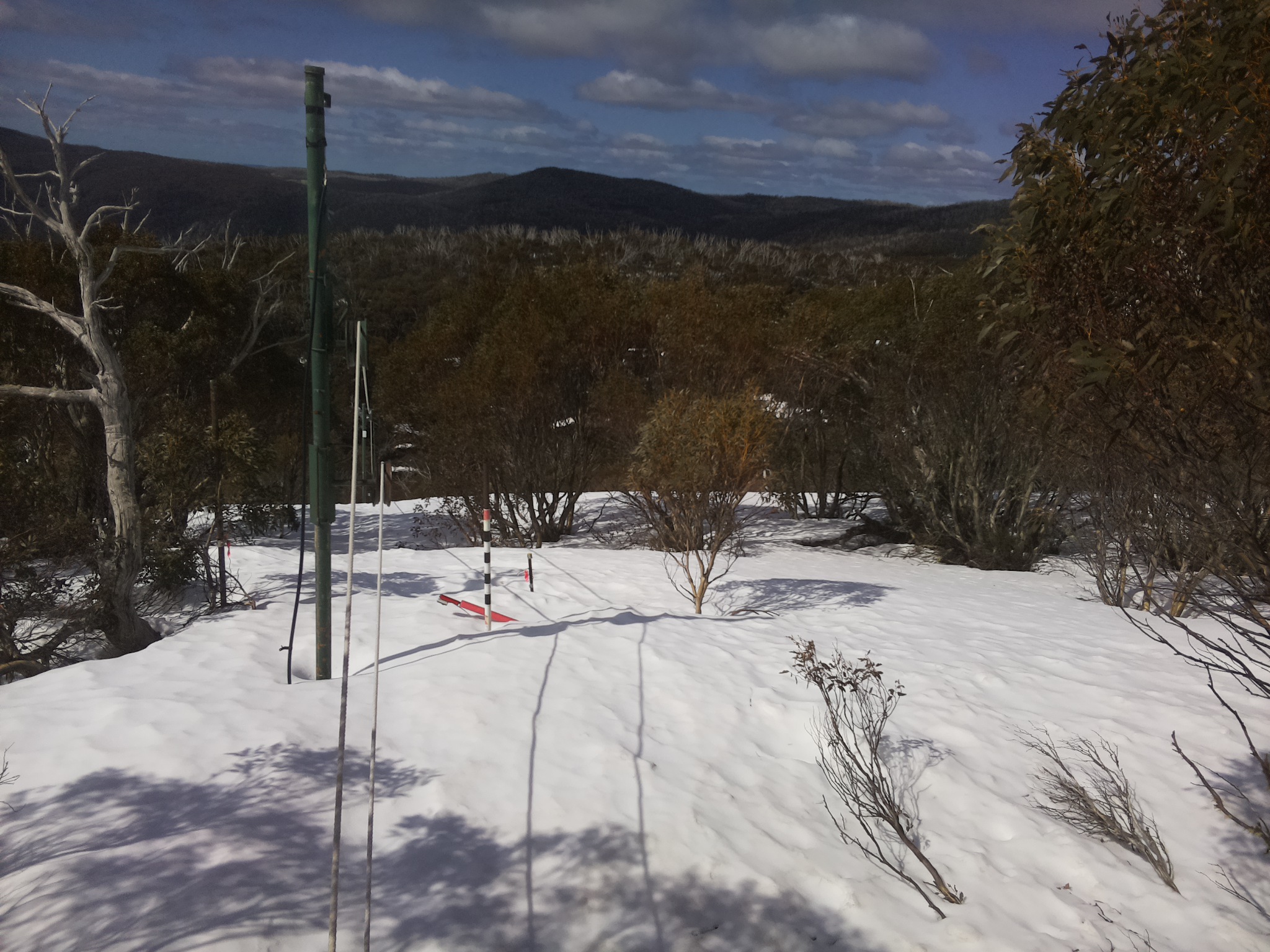 Bogong Web Cam 10:30am Thursday 18th of September 2025