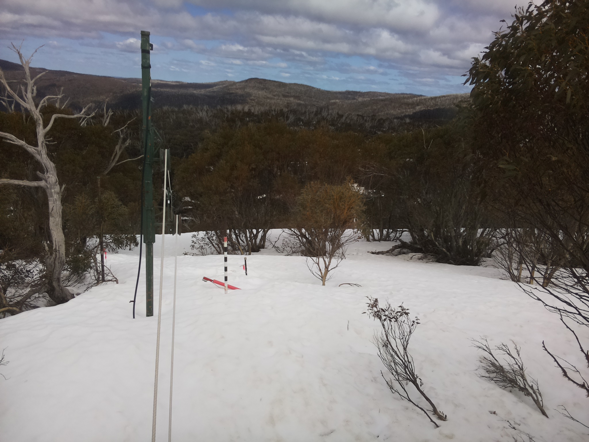 Bogong Web Cam 1:30pm Thursday 18th of September 2025