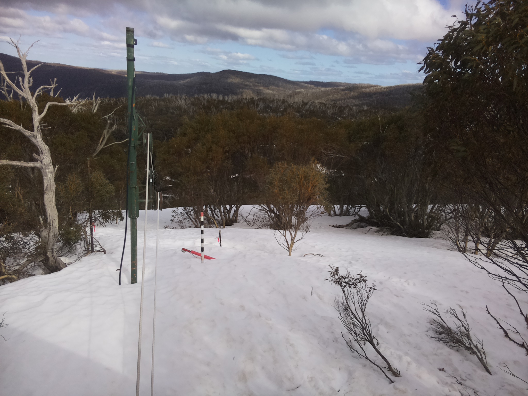 Bogong Web Cam 2:50pm Thursday 18th of September 2025