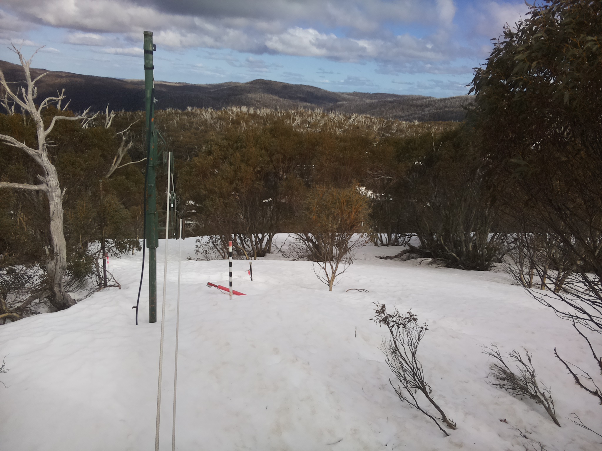 Bogong Web Cam 3:00pm Thursday 18th of September 2025