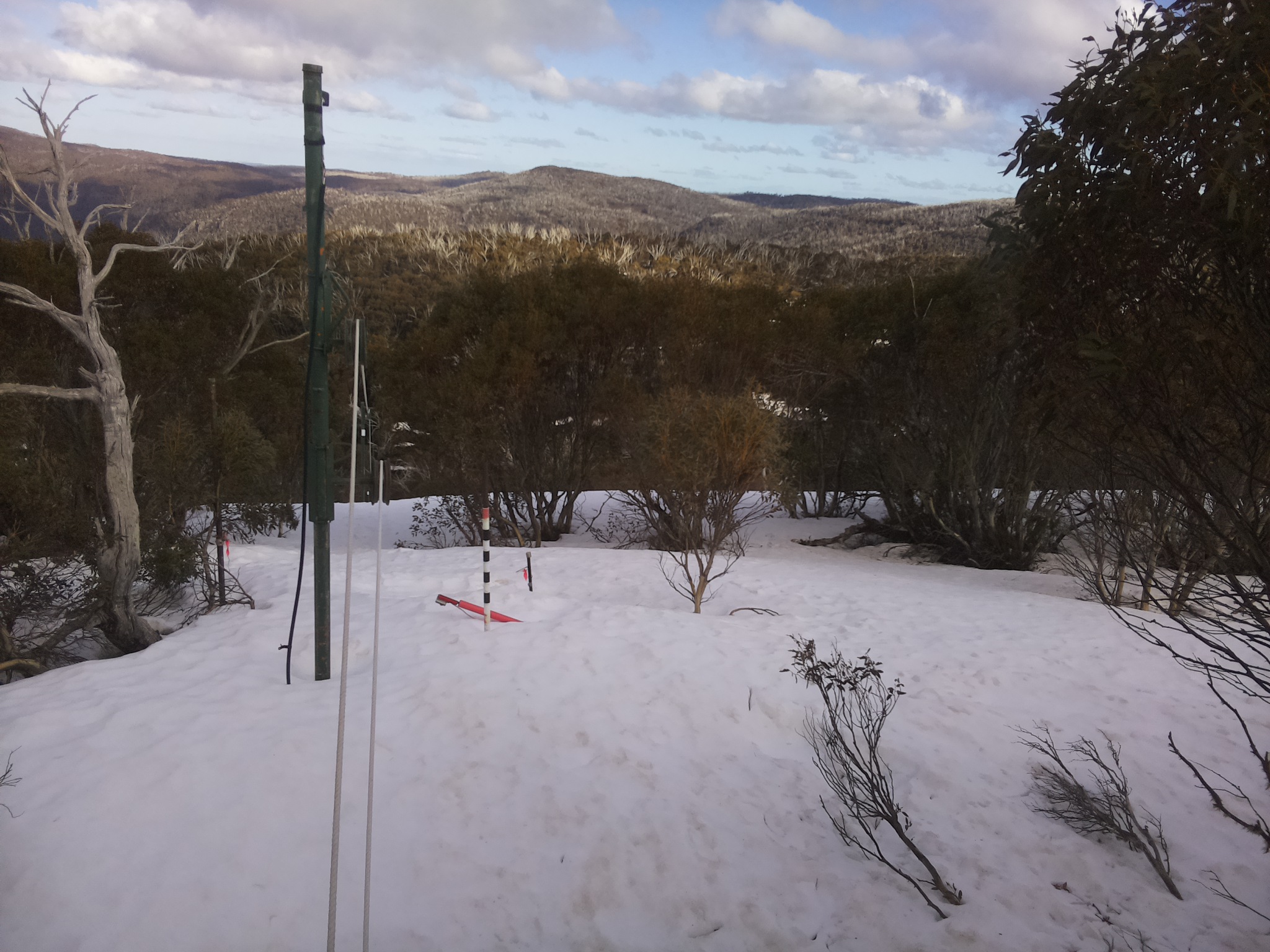 Bogong Web Cam 4:00pm Thursday 18th of September 2025
