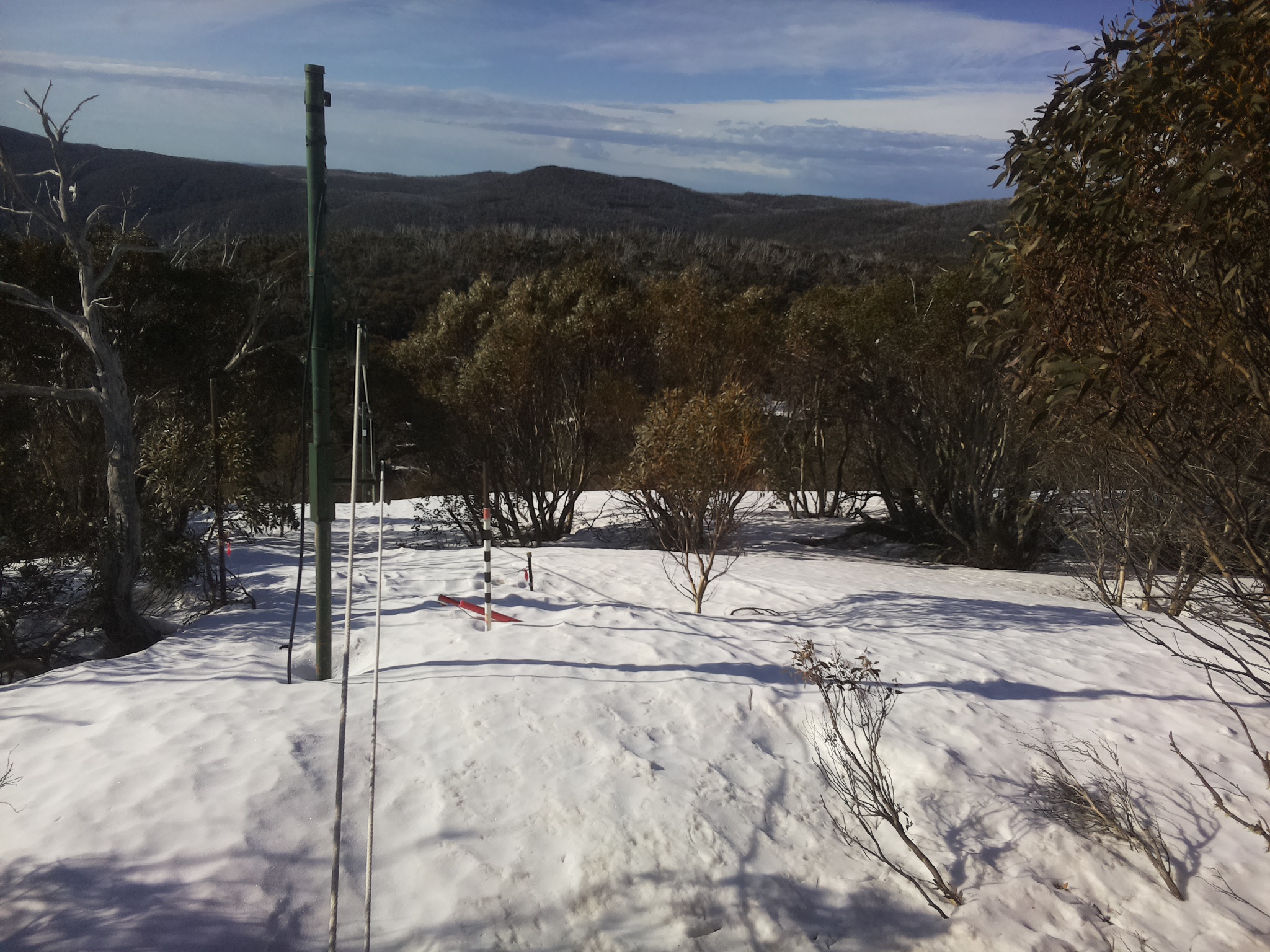 Bogong Web Cam 8:20am Friday 19th of September 2025