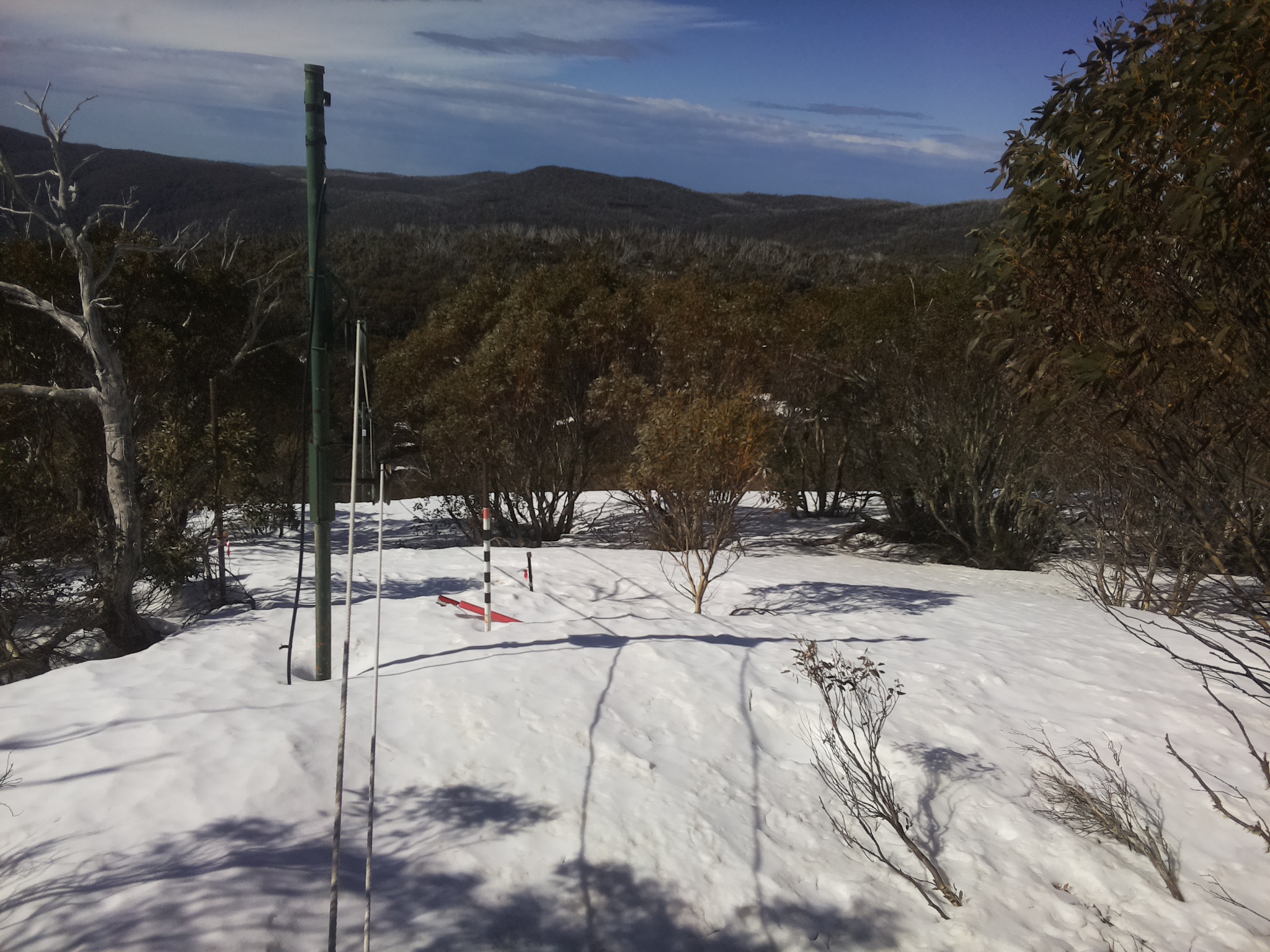 Bogong Web Cam 9:40am Friday 19th of September 2025
