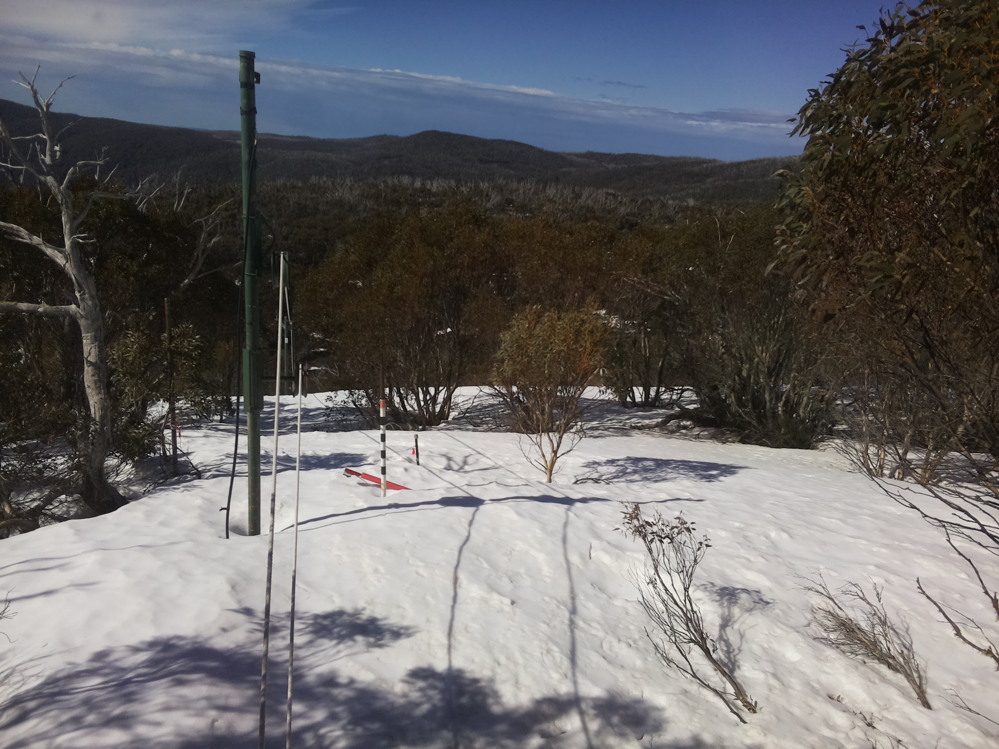 Bogong Web Cam 9:50am Friday 19th of September 2025