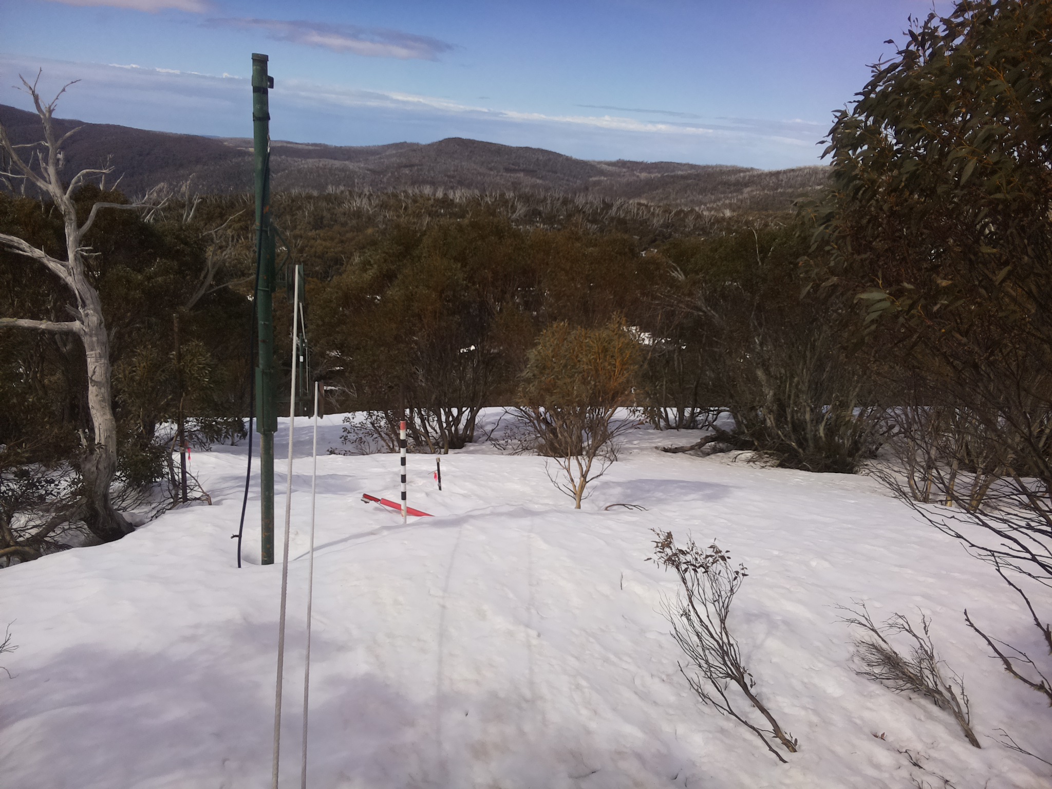 Bogong Web Cam 10:30am Friday 19th of September 2025