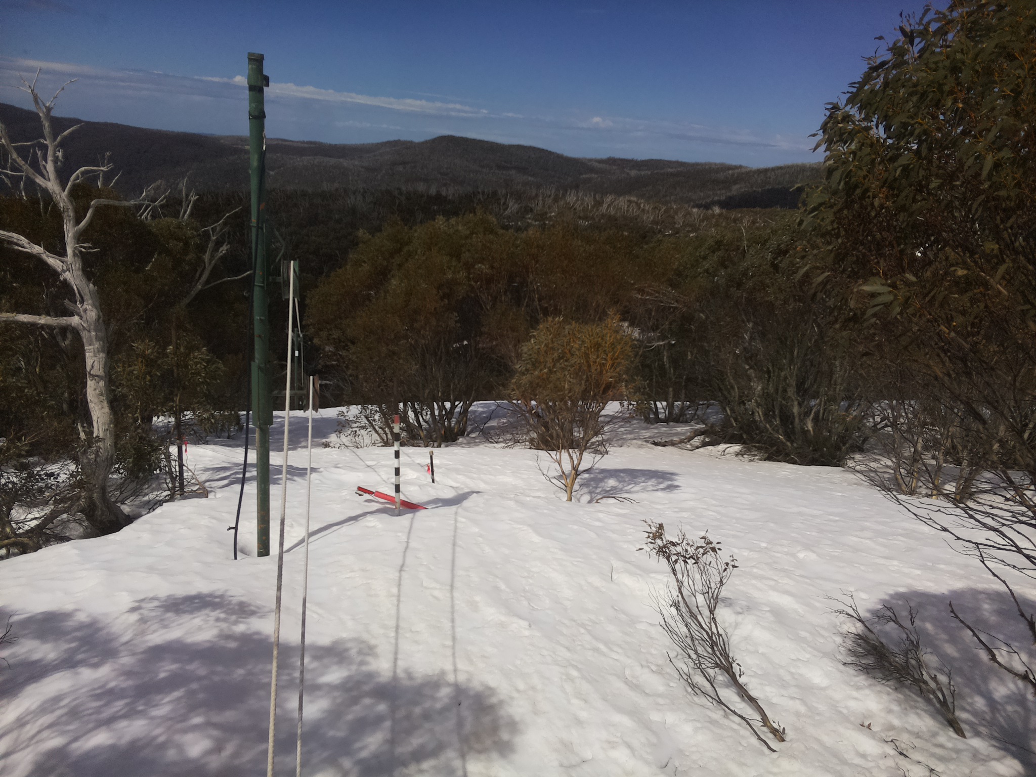 Bogong Web Cam 11:20am Friday 19th of September 2025