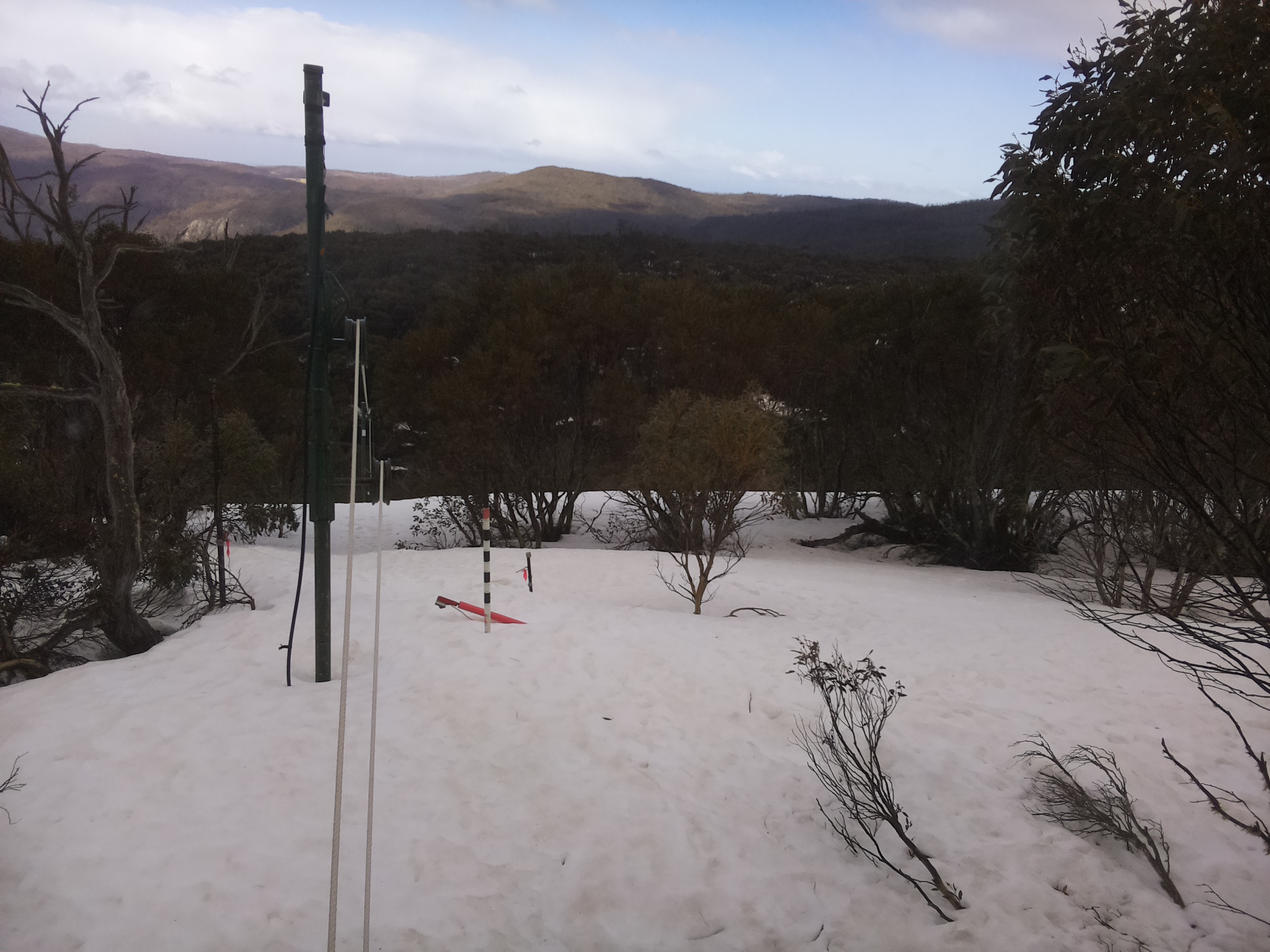 Bogong Web Cam 1:10pm Friday 19th of September 2025