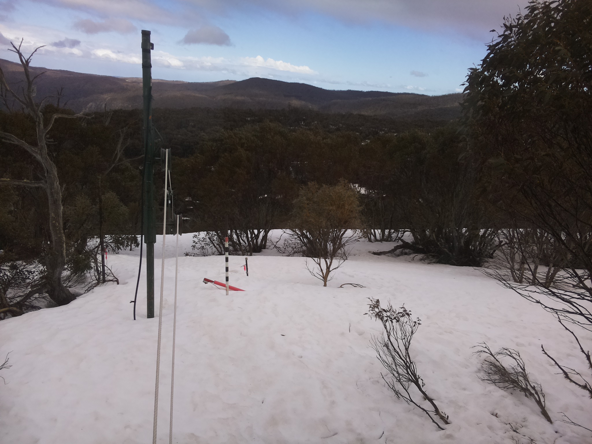 Bogong Web Cam 1:20pm Friday 19th of September 2025