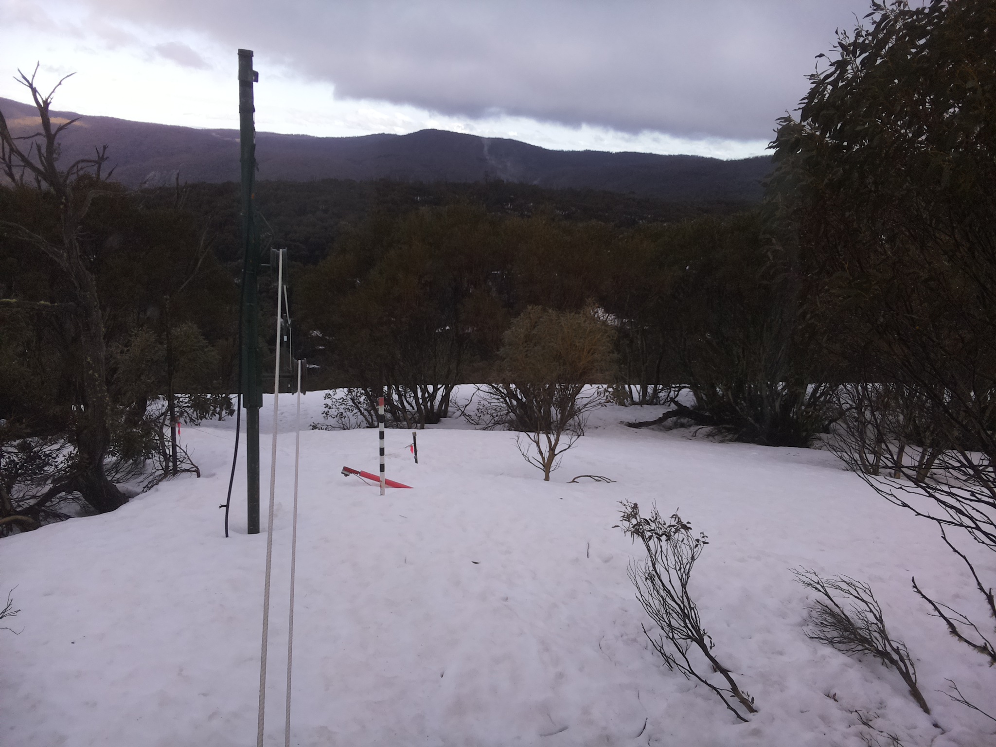 Bogong Web Cam 3:40pm Friday 19th of September 2025