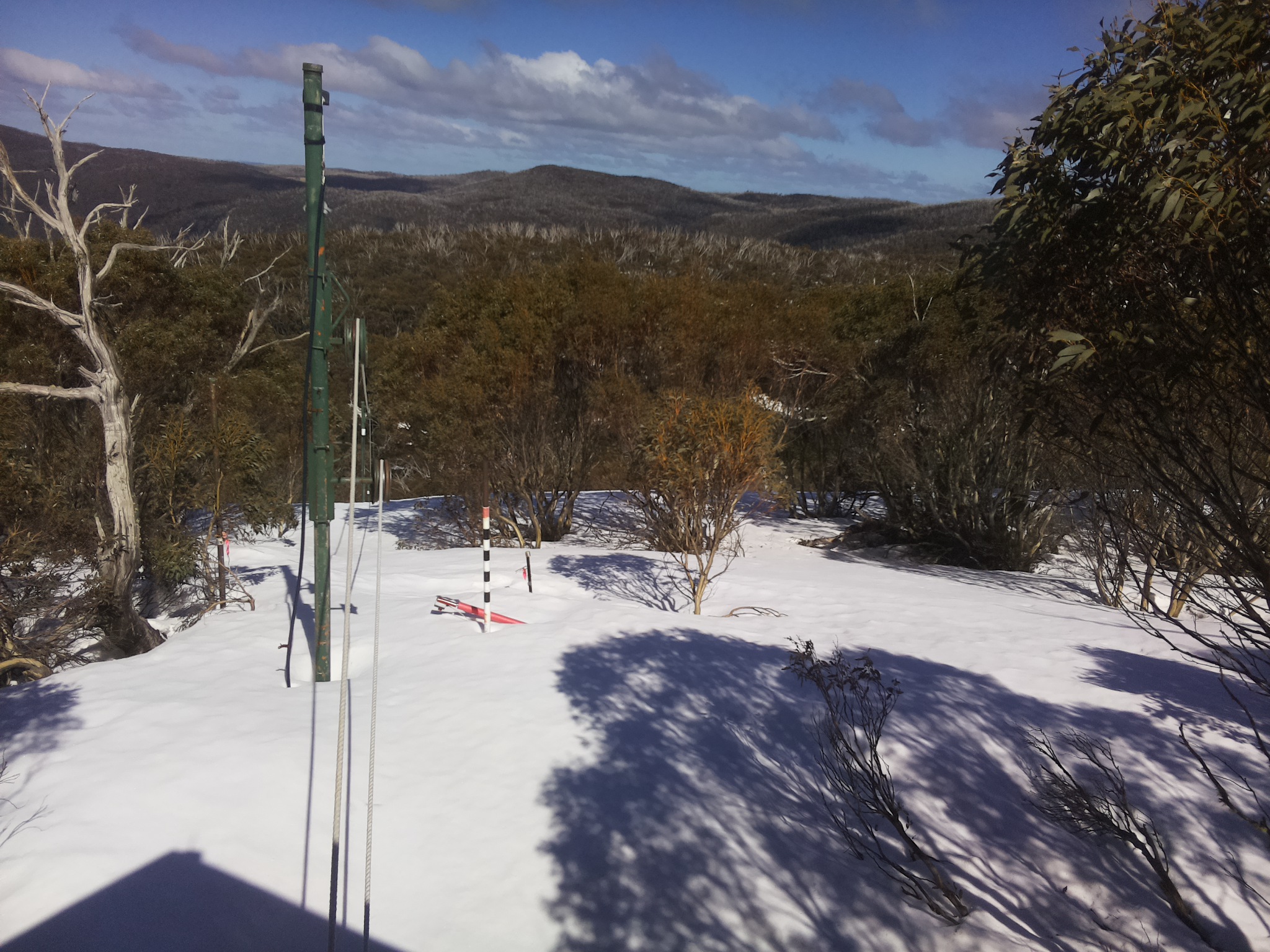 Bogong Web Cam 2:00pm Saturday 20th of September 2025