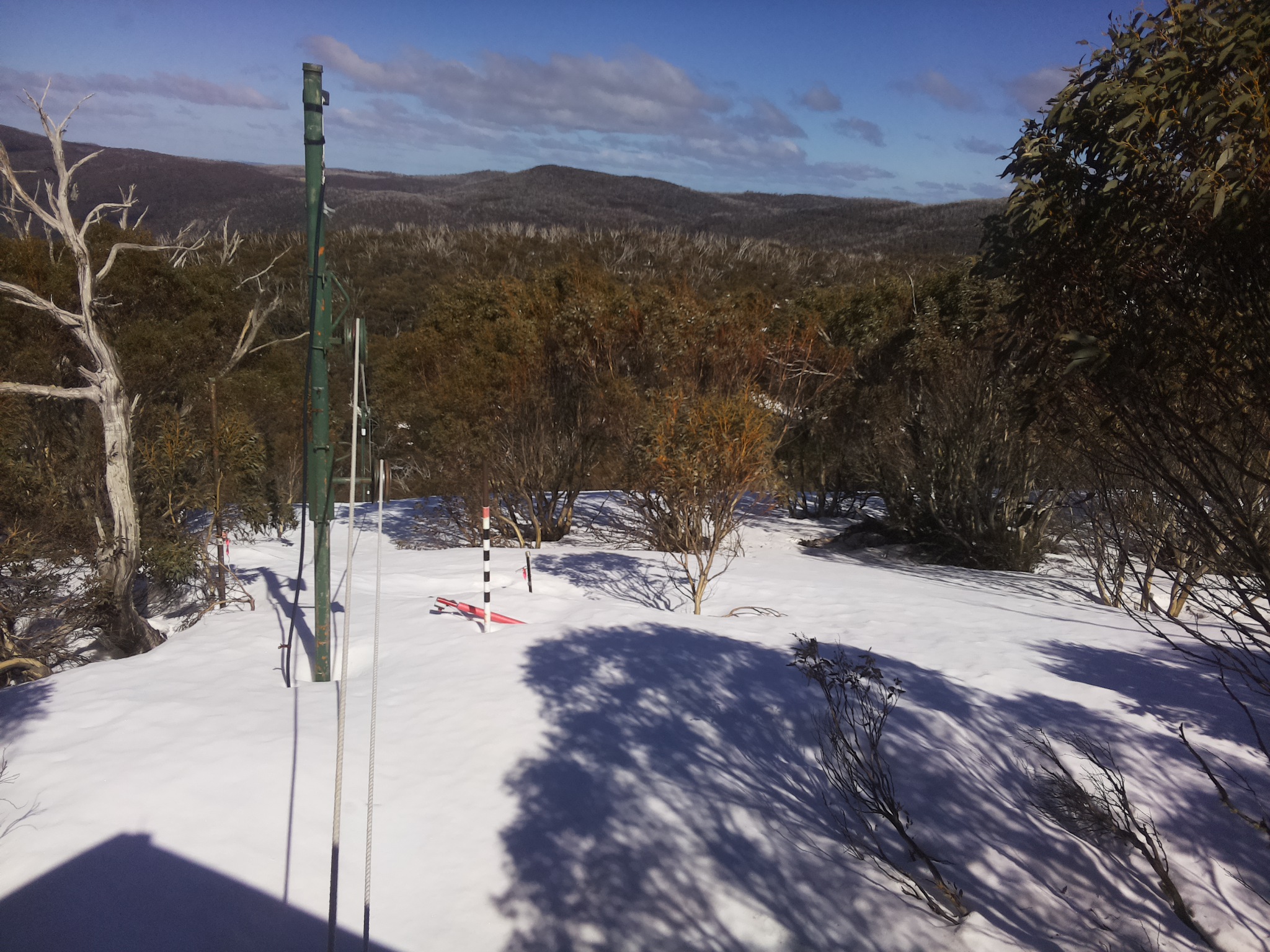 Bogong Web Cam 2:10pm Saturday 20th of September 2025