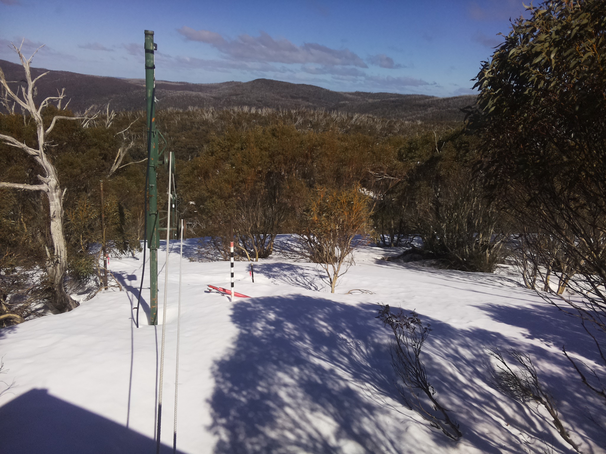 Bogong Web Cam 2:20pm Saturday 20th of September 2025