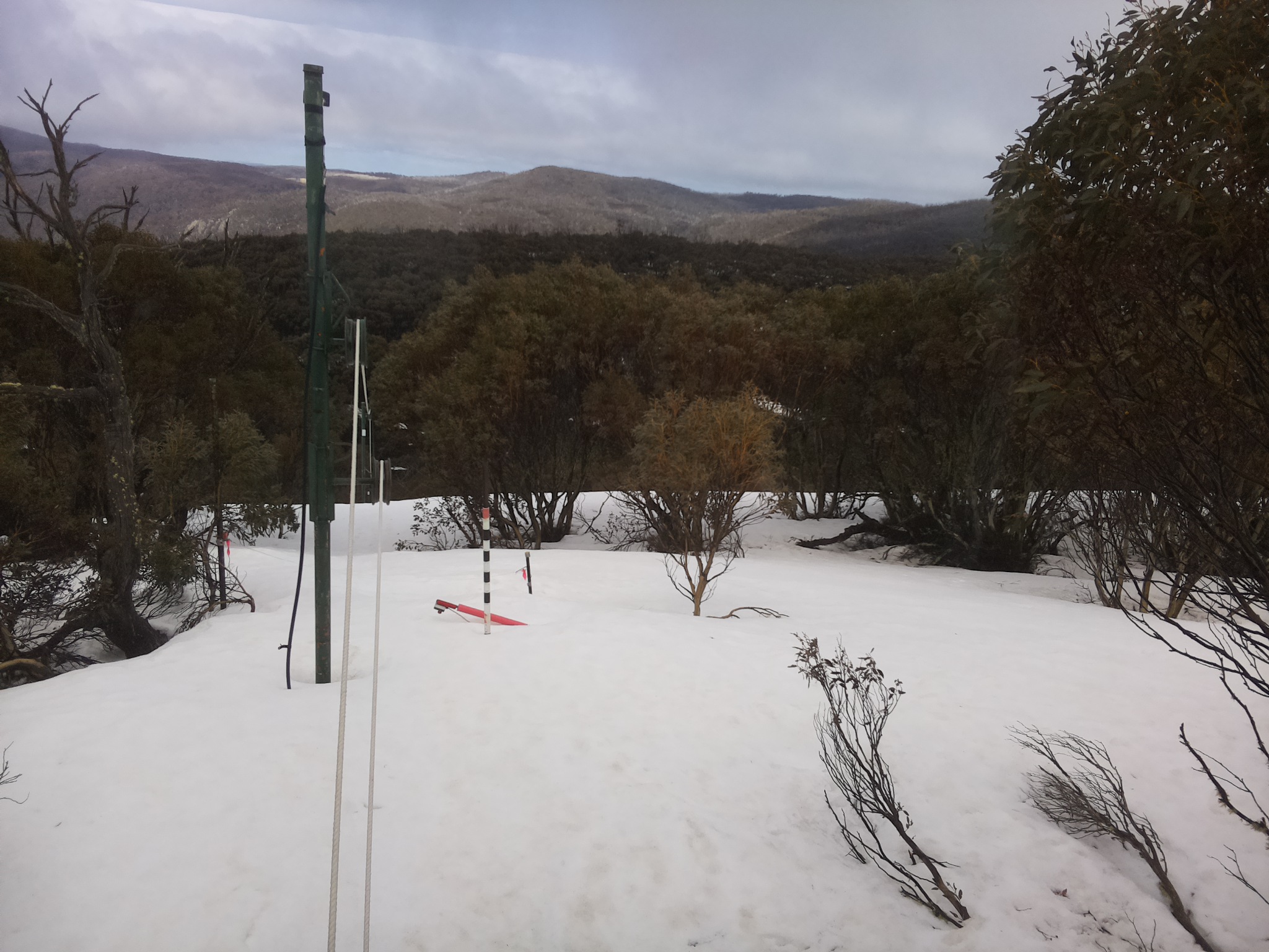 Bogong Web Cam 1:40pm Sunday 21st of September 2025
