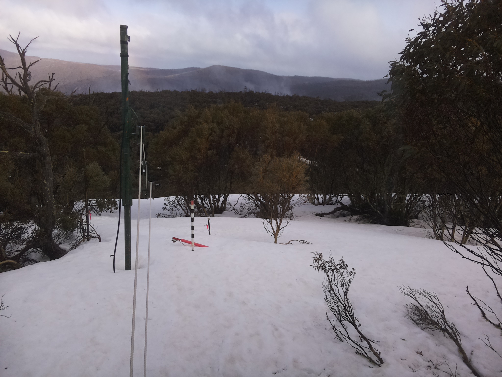 Bogong Web Cam 4:20pm Sunday 21st of September 2025