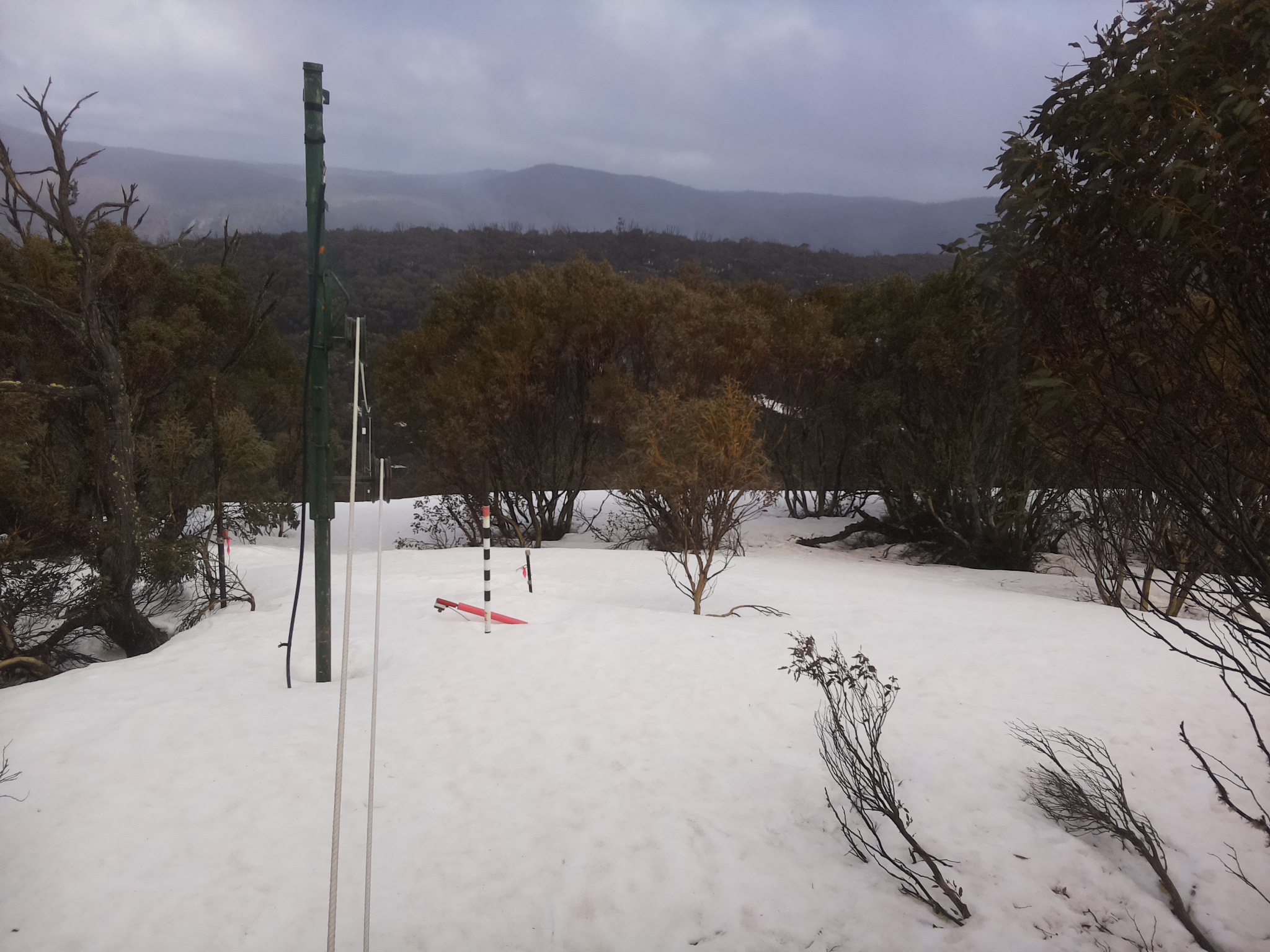 Bogong Web Cam 4:30pm Sunday 21st of September 2025