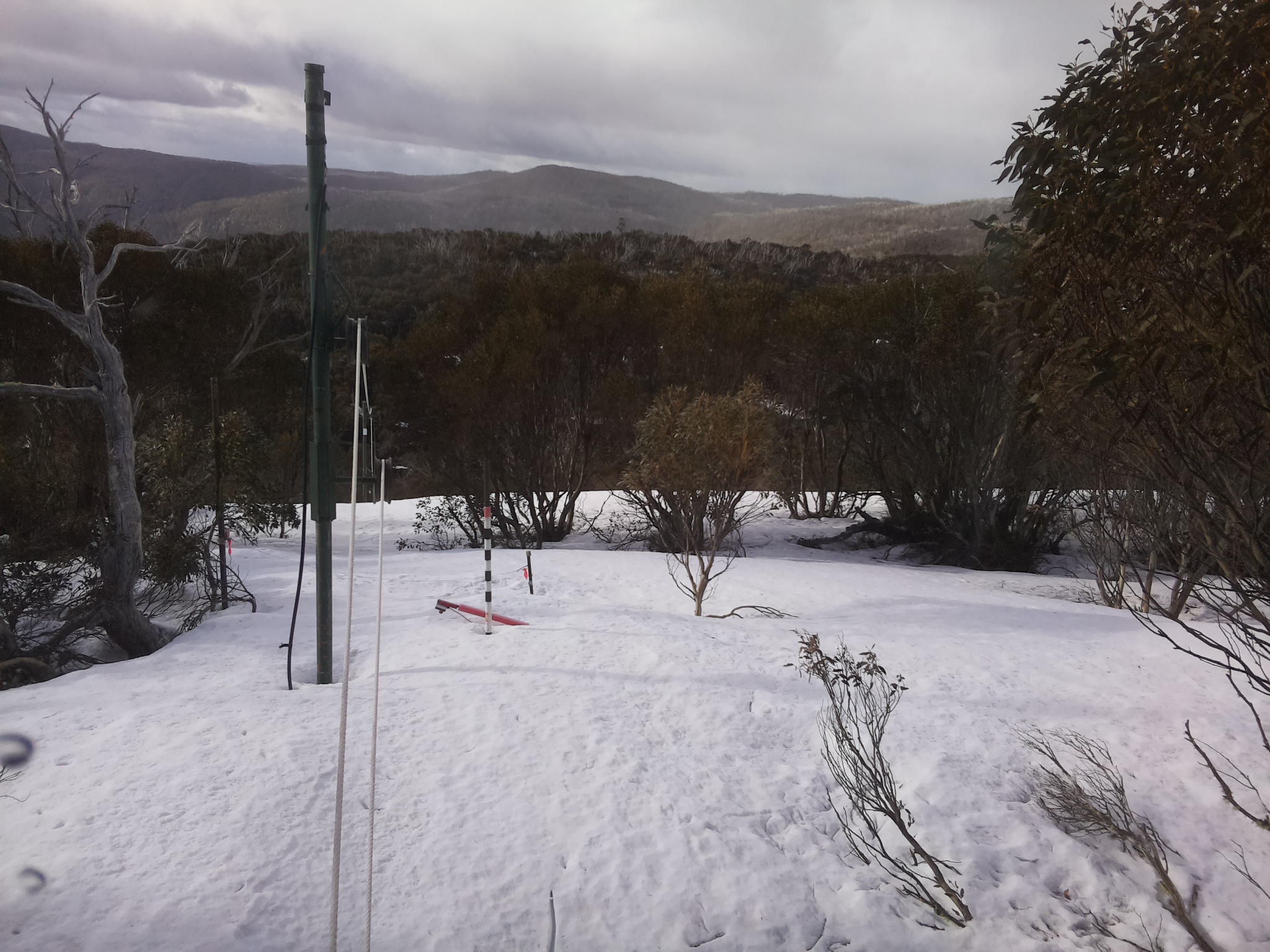 Bogong Web Cam 8:10am Monday 22nd of September 2025