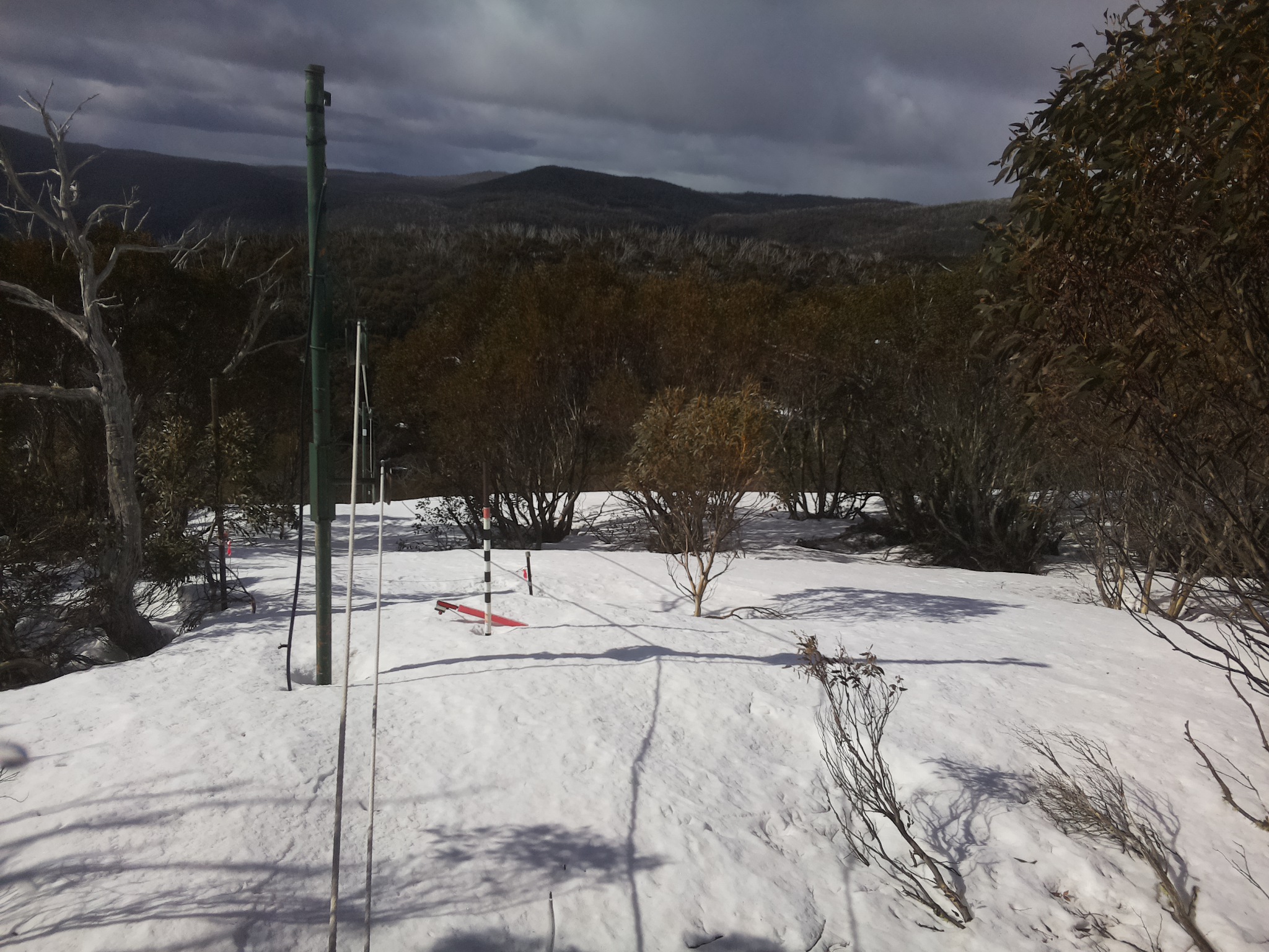 Bogong Web Cam 9:10am Monday 22nd of September 2025