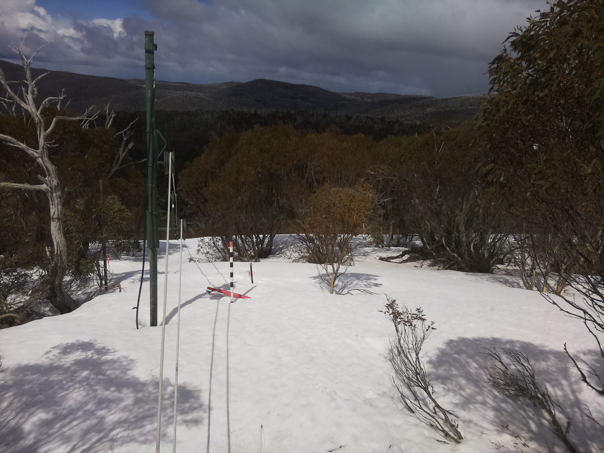 Bogong Web Cam 12:10pm Monday 22nd of September 2025