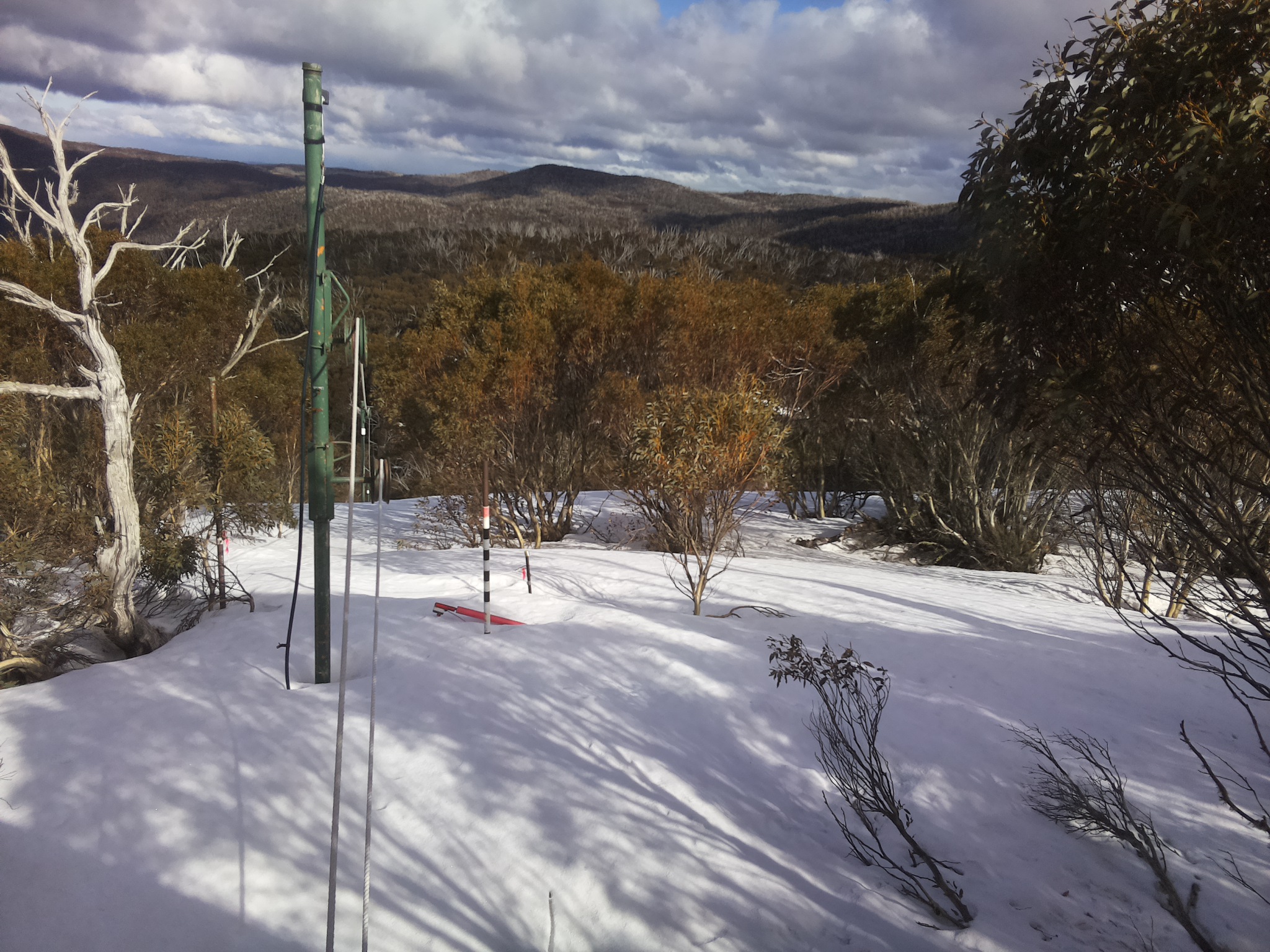 Bogong Web Cam 3:30pm Monday 22nd of September 2025