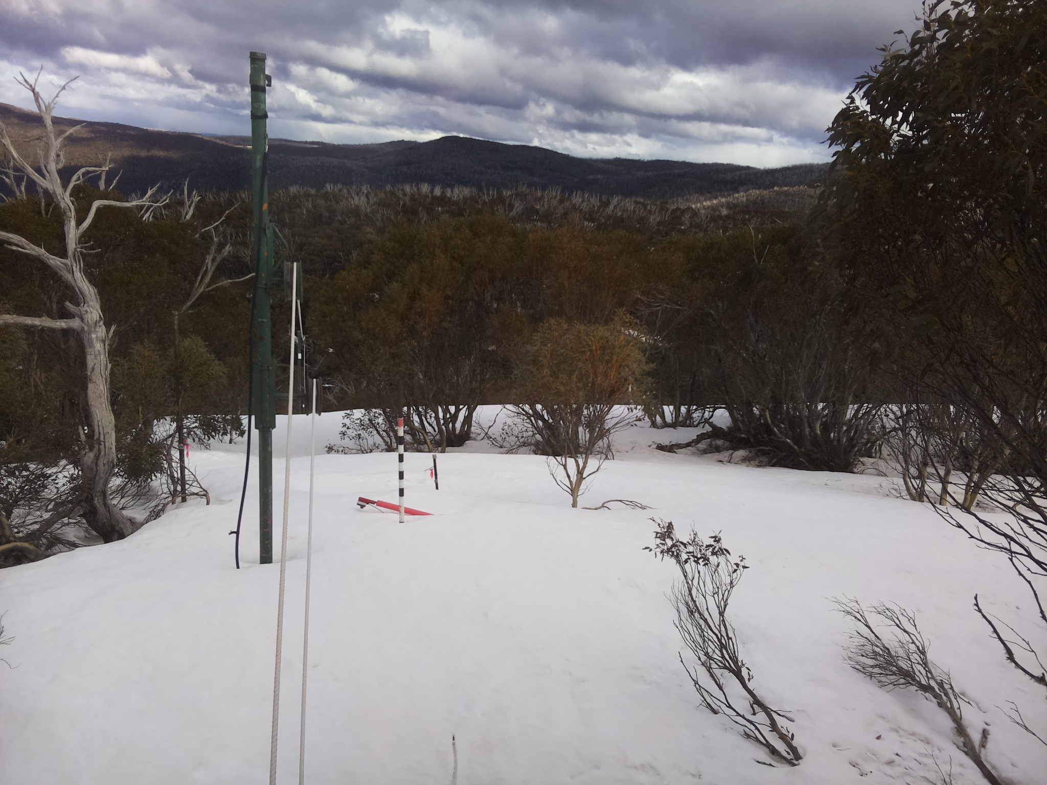 Bogong Web Cam 3:40pm Monday 22nd of September 2025