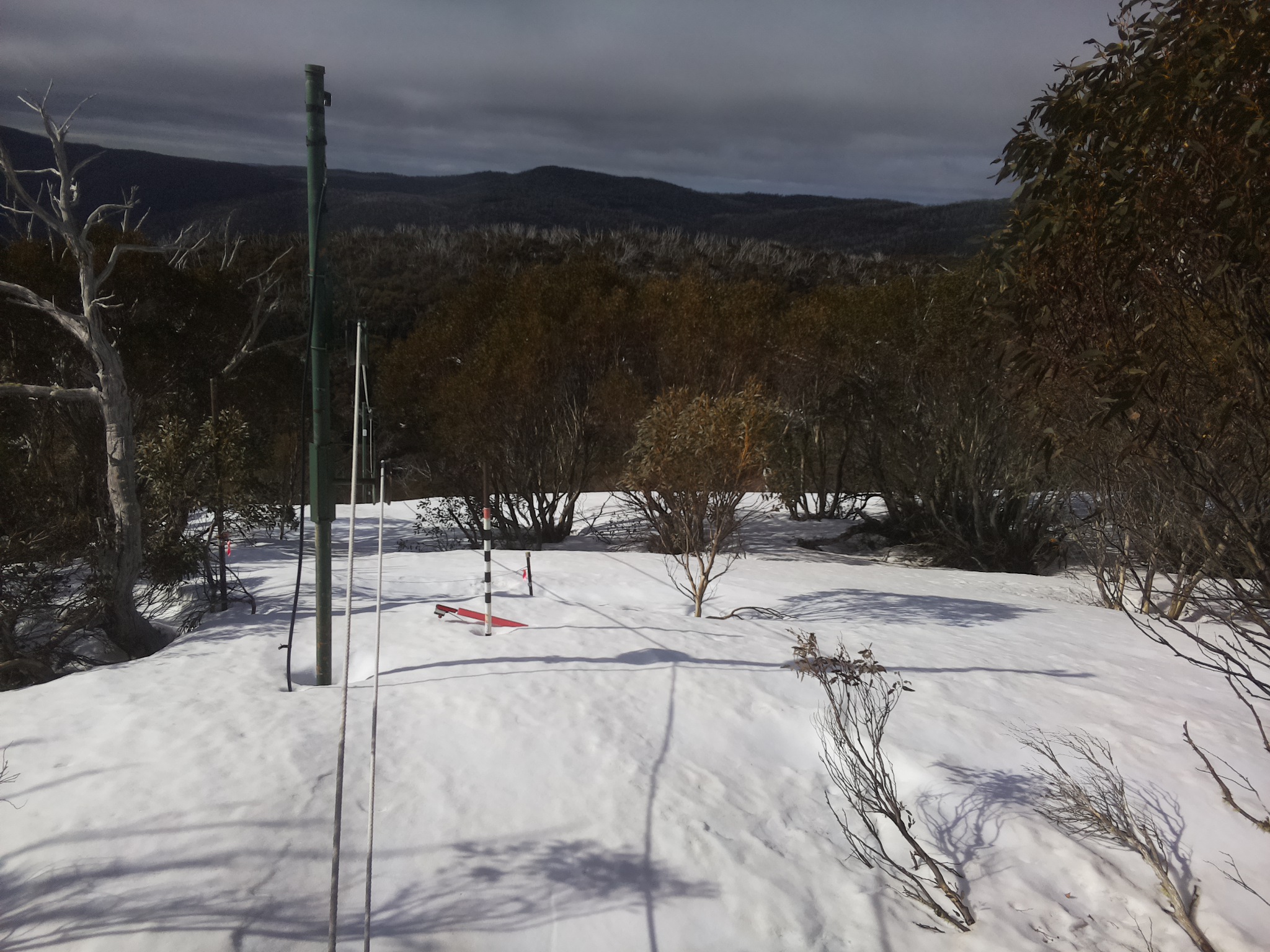 Bogong Web Cam 9:00am Tuesday 23rd of September 2025