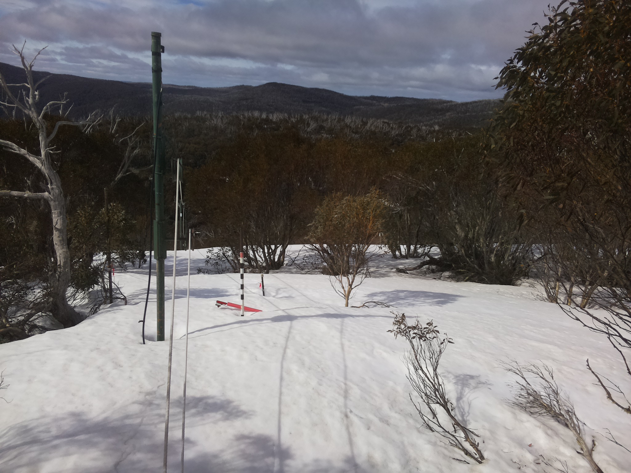 Bogong Web Cam 10:00am Tuesday 23rd of September 2025