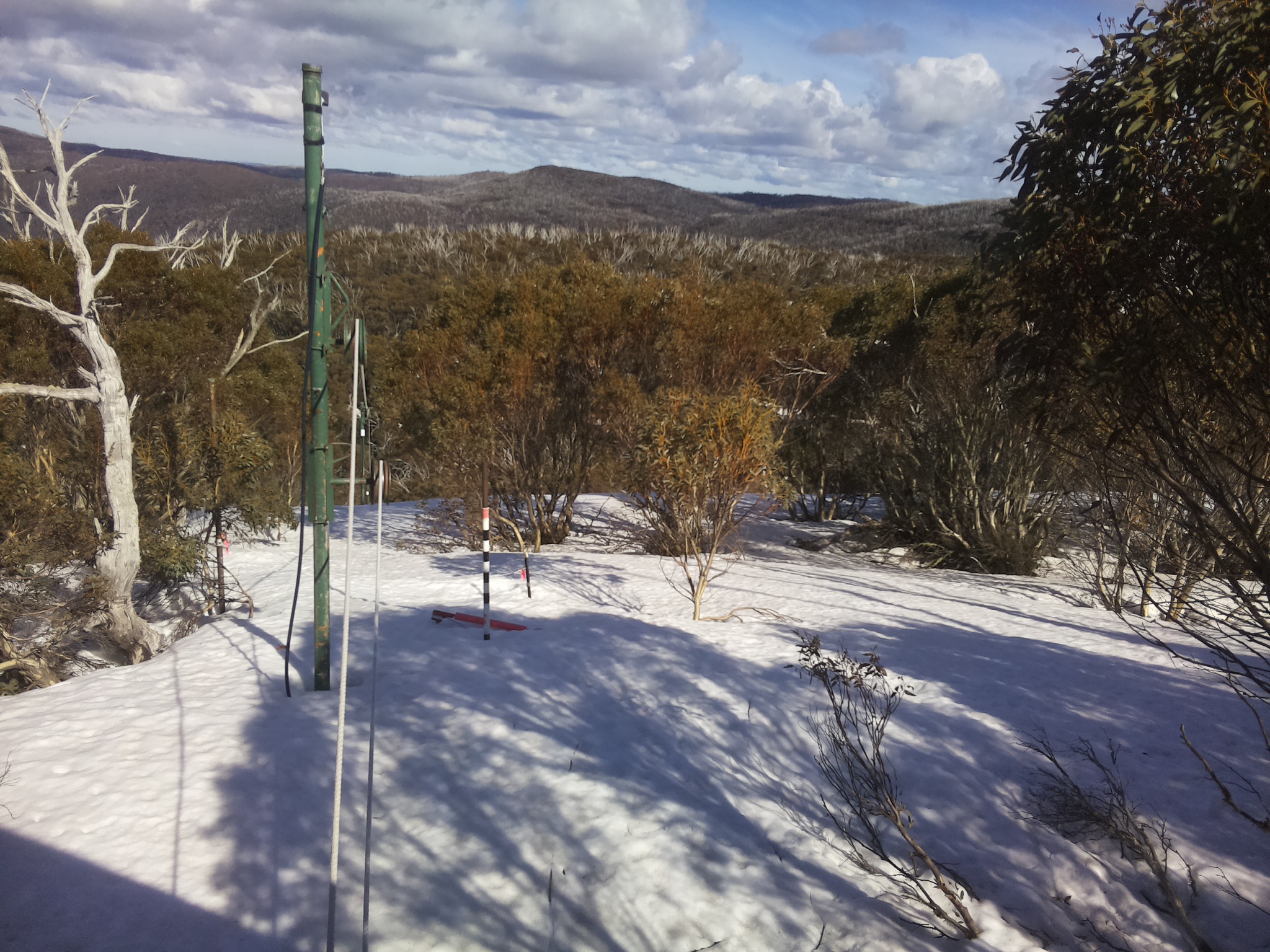 Bogong Web Cam 3:00pm Tuesday 23rd of September 2025