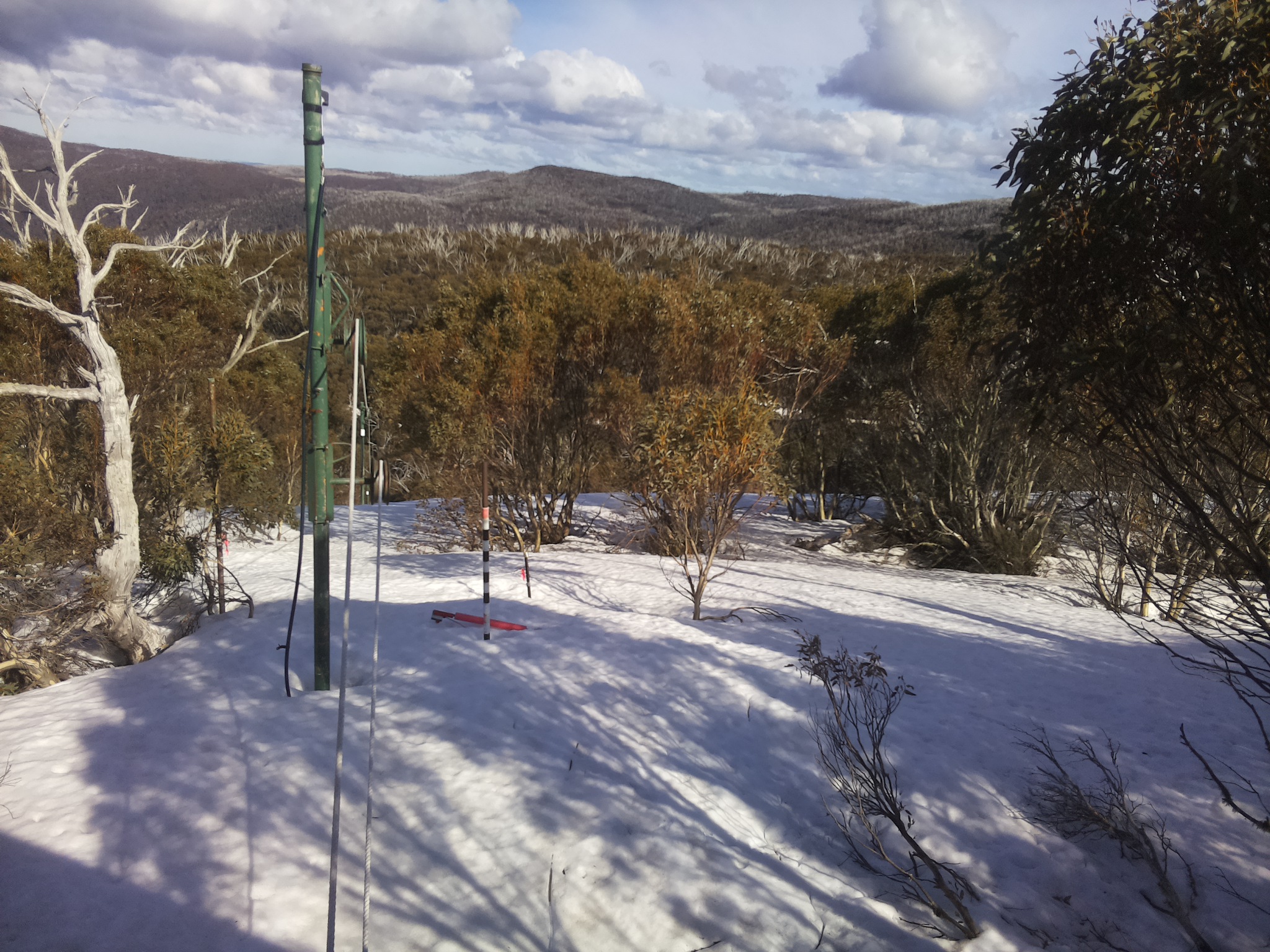 Bogong Web Cam 3:20pm Tuesday 23rd of September 2025