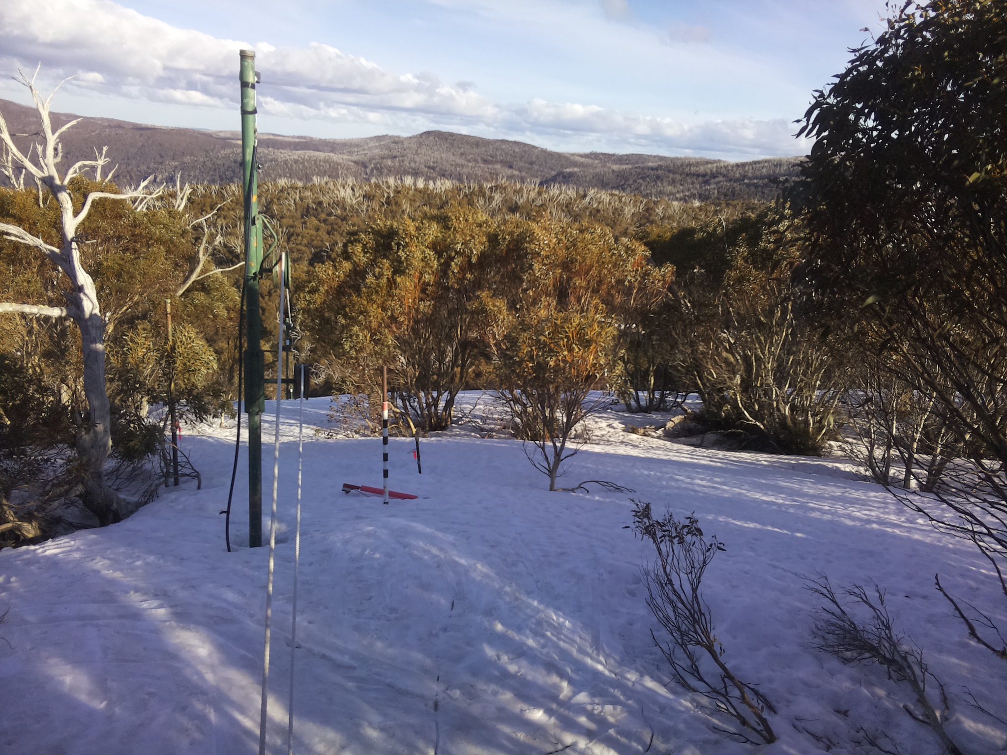 Bogong Web Cam 4:20pm Tuesday 23rd of September 2025