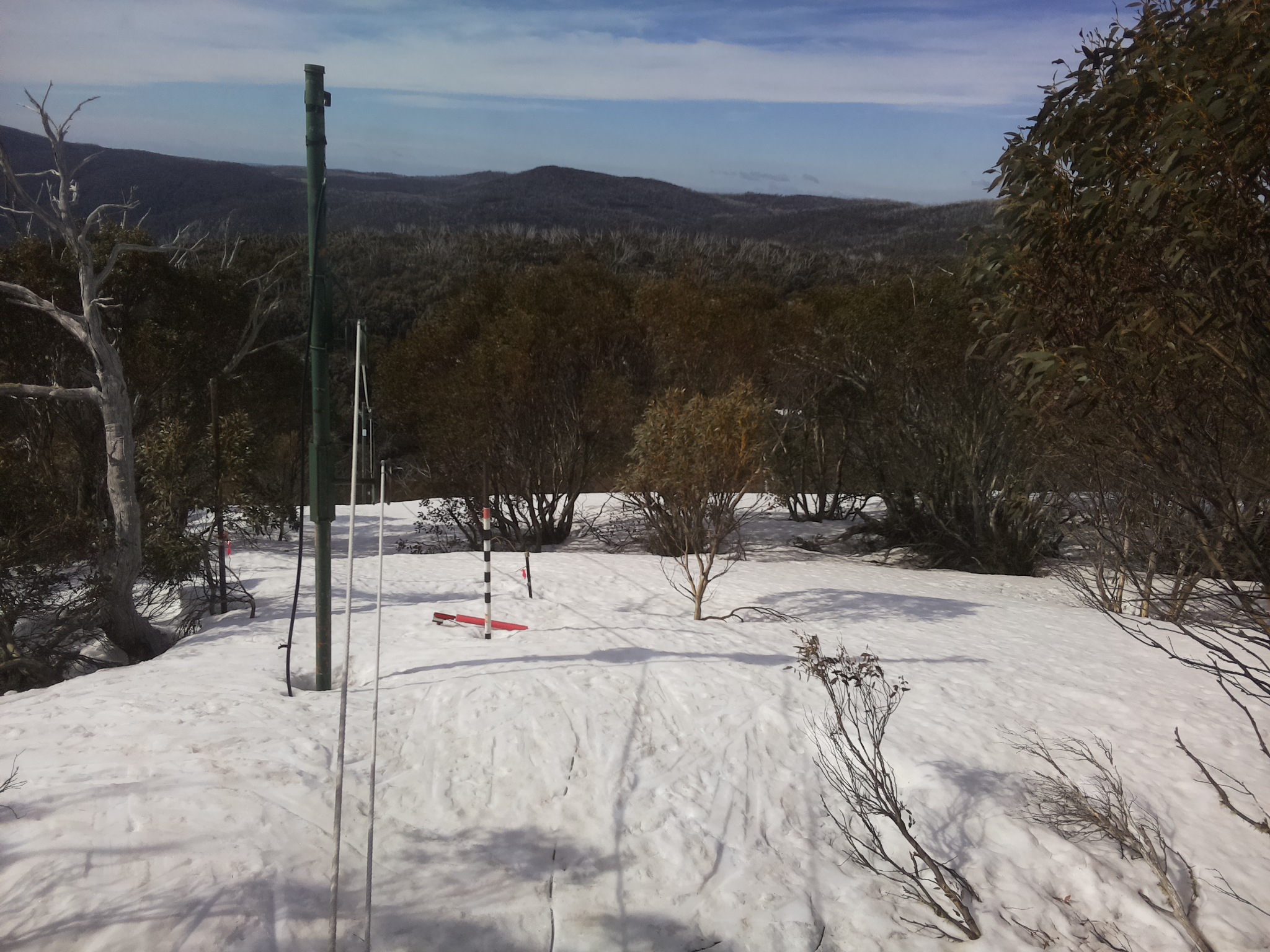 Bogong Web Cam 9:20am Wednesday 24th of September 2025