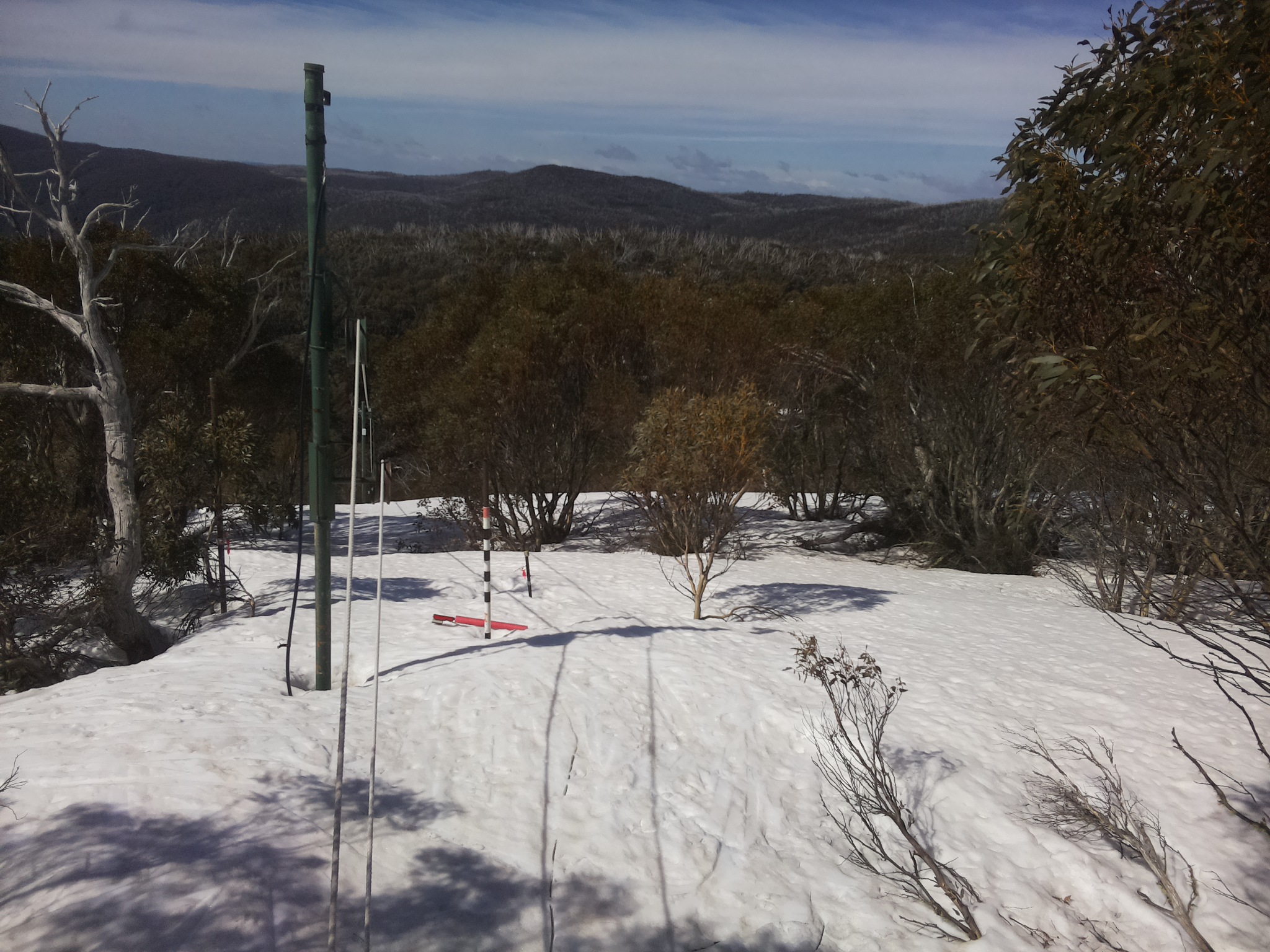 Bogong Web Cam 10:20am Wednesday 24th of September 2025