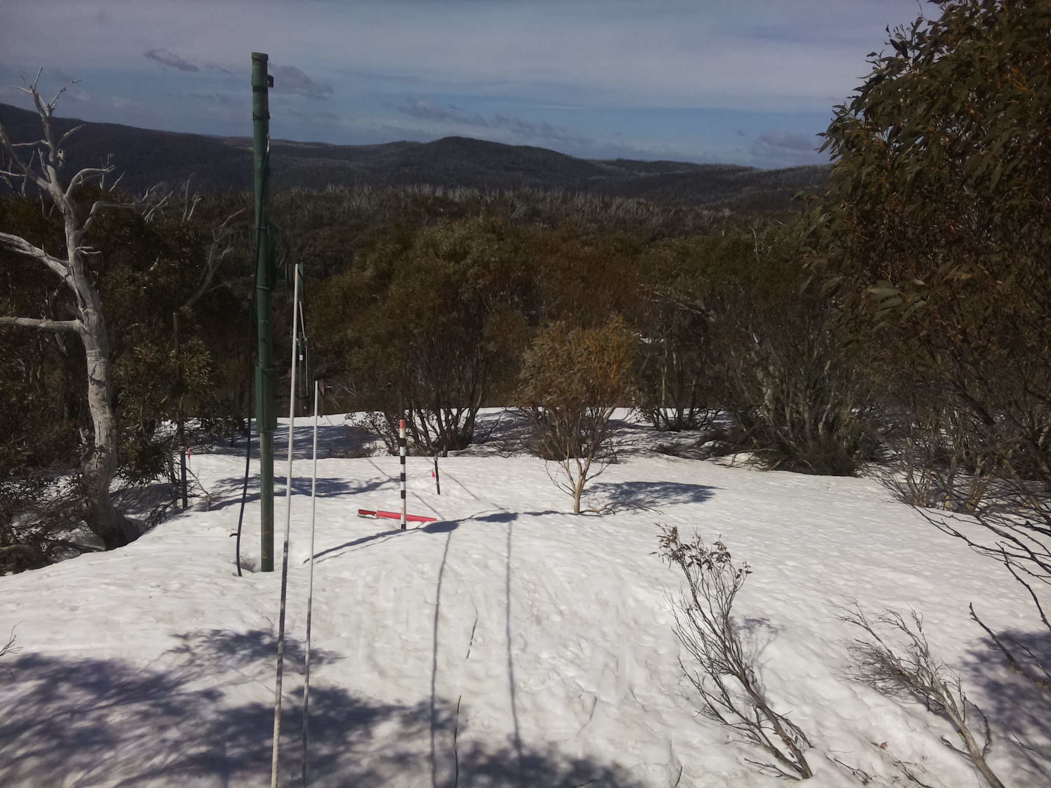 Bogong Web Cam 10:40am Wednesday 24th of September 2025