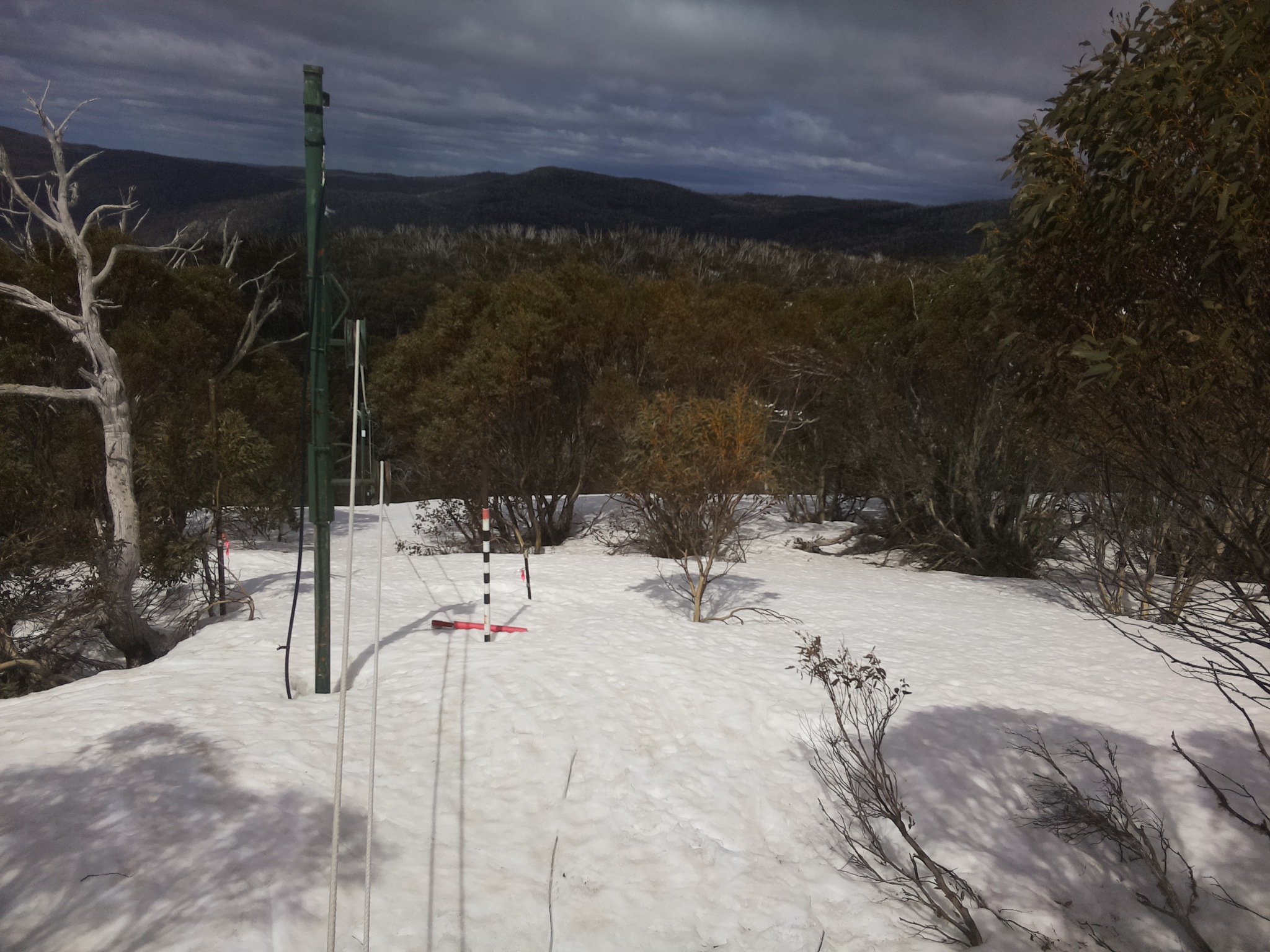 Bogong Web Cam 12:20pm Wednesday 24th of September 2025
