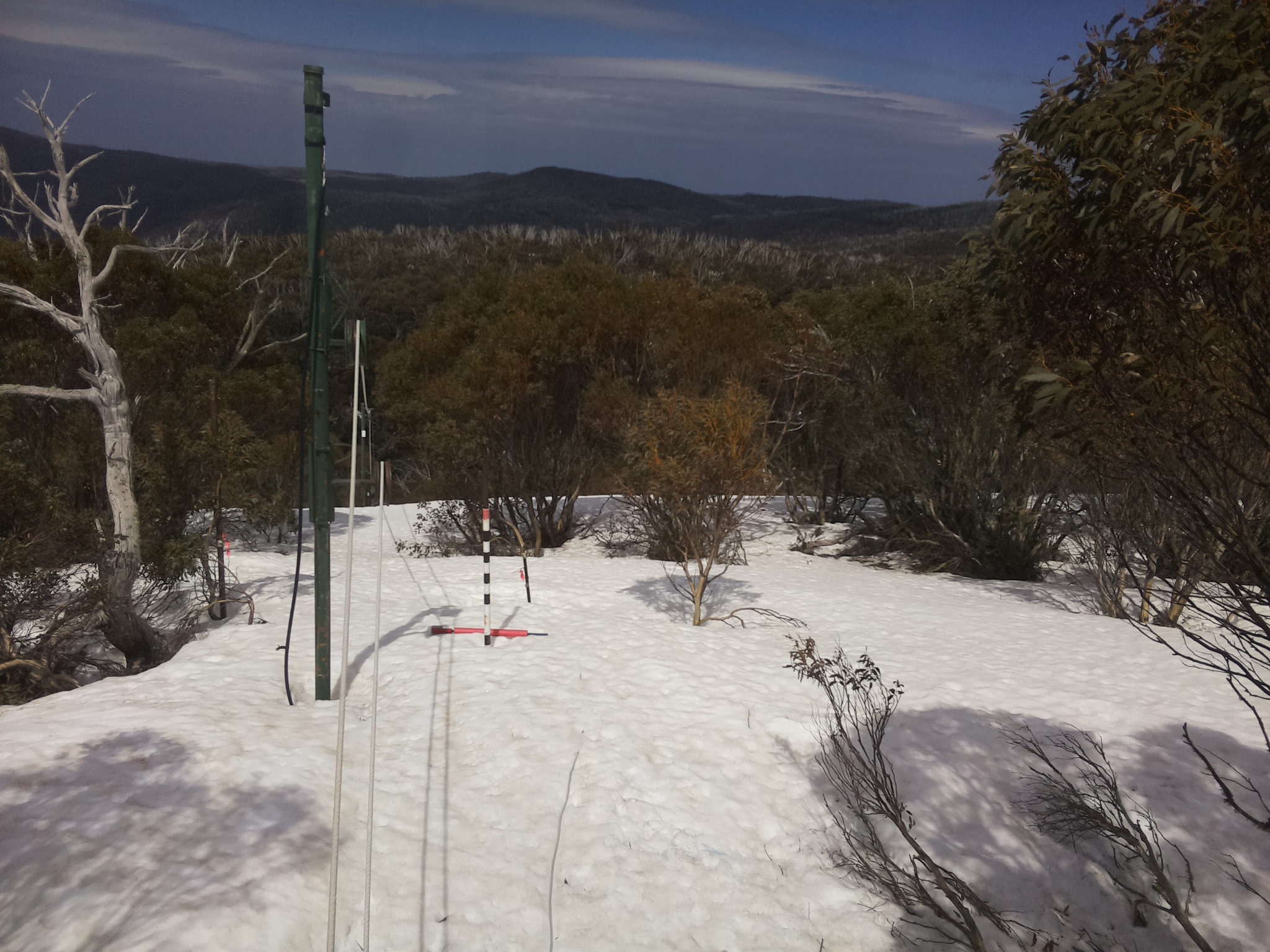 Bogong Web Cam 12:30pm Thursday 25th of September 2025