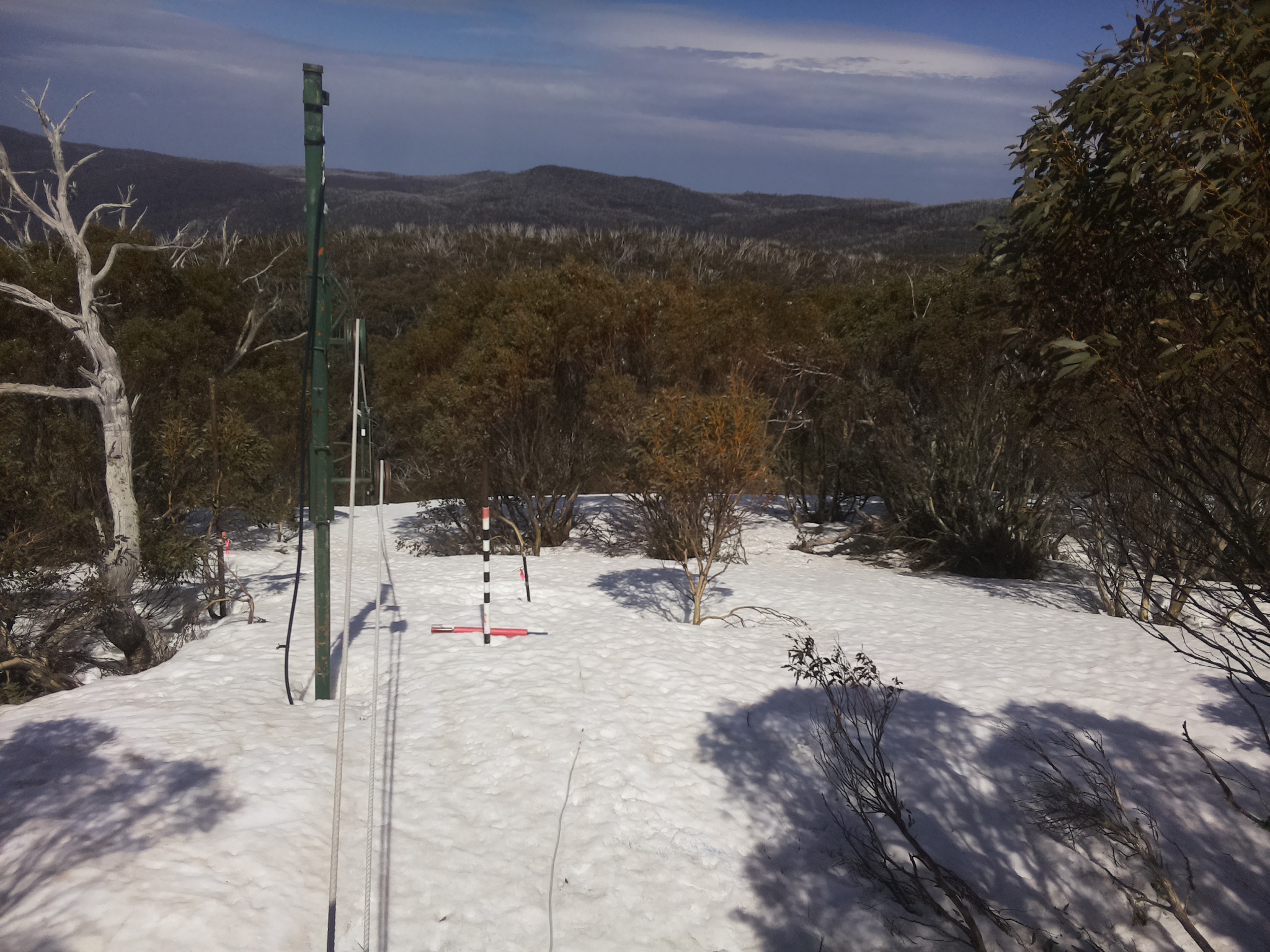 Bogong Web Cam 1:10pm Thursday 25th of September 2025