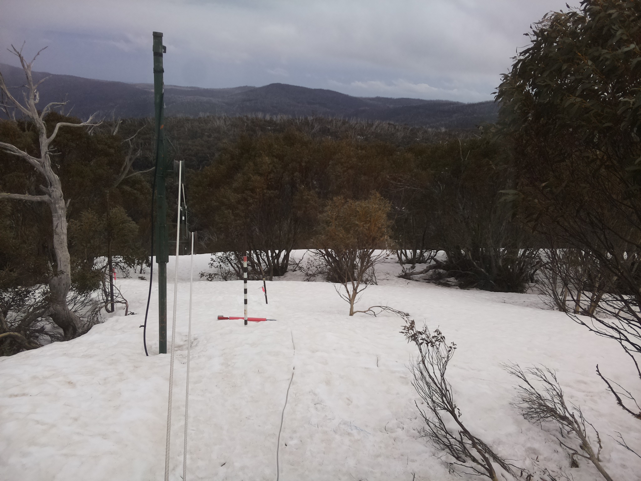 Bogong Web Cam 3:30pm Thursday 25th of September 2025
