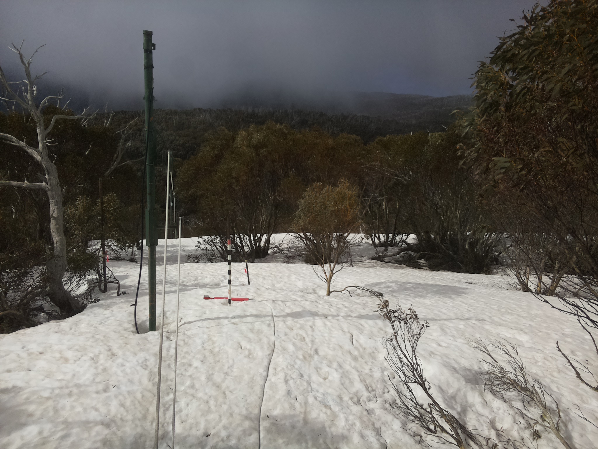 Bogong Web Cam 9:10am Friday 26th of September 2025